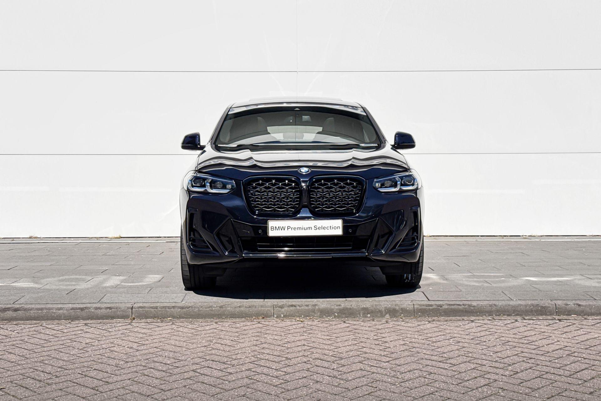Foto van BMW X4 Xdrive20i