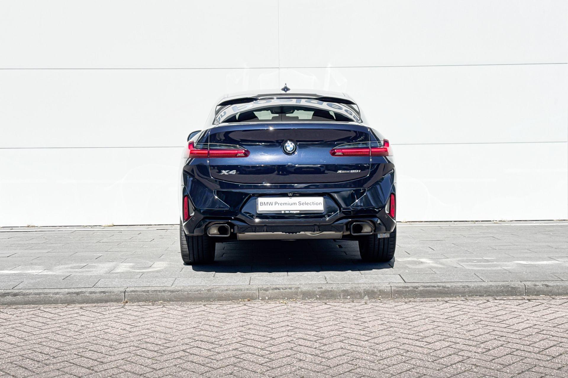 Foto van BMW X4 Xdrive20i