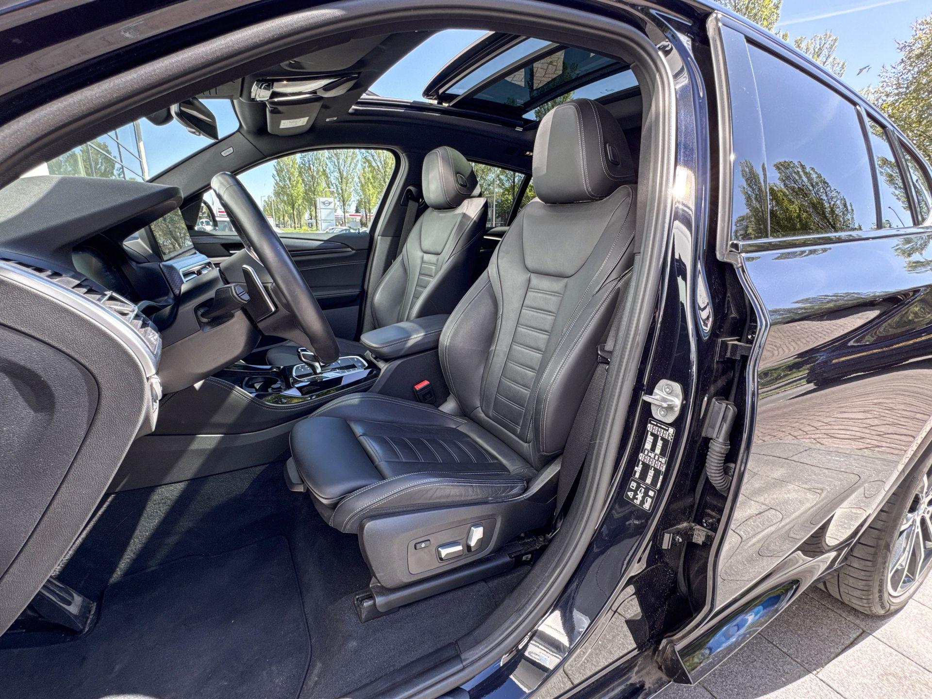 Foto van BMW X4 Xdrive20i