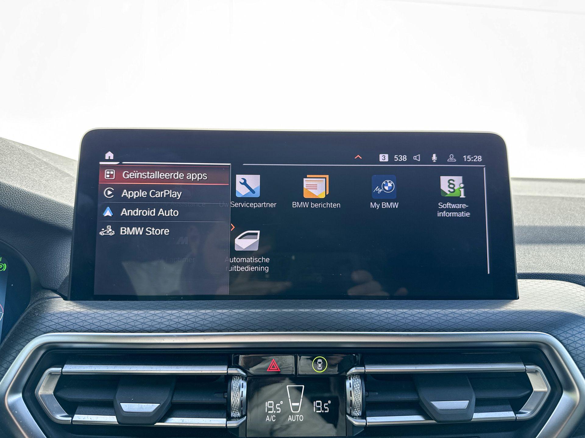 Foto van BMW X4 Xdrive20i