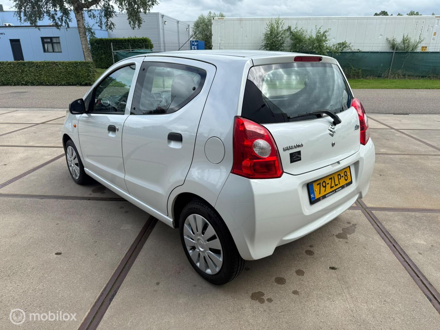 Foto van Suzuki Alto