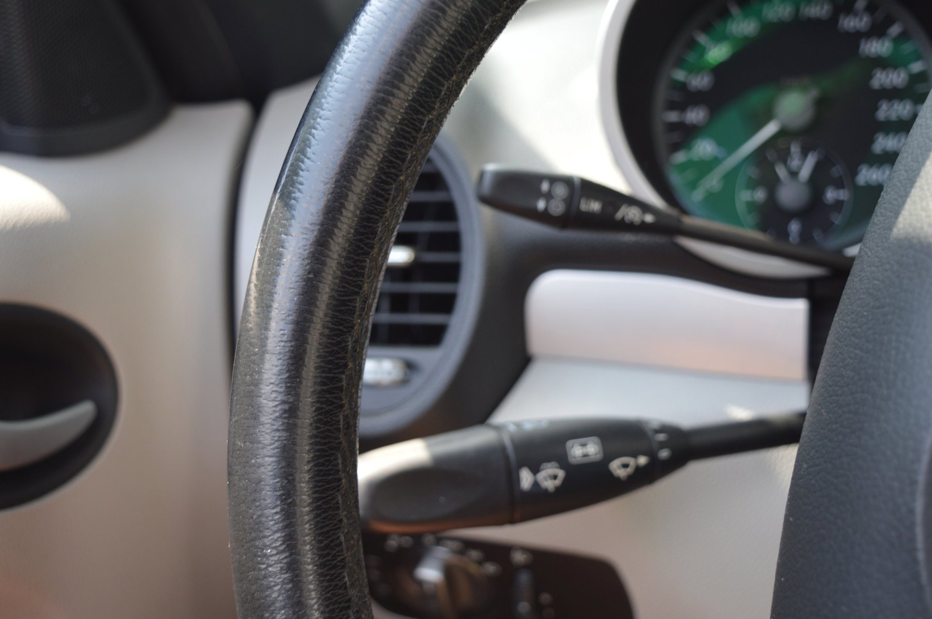 Foto van Mercedes-Benz SLK 200 Kompressor