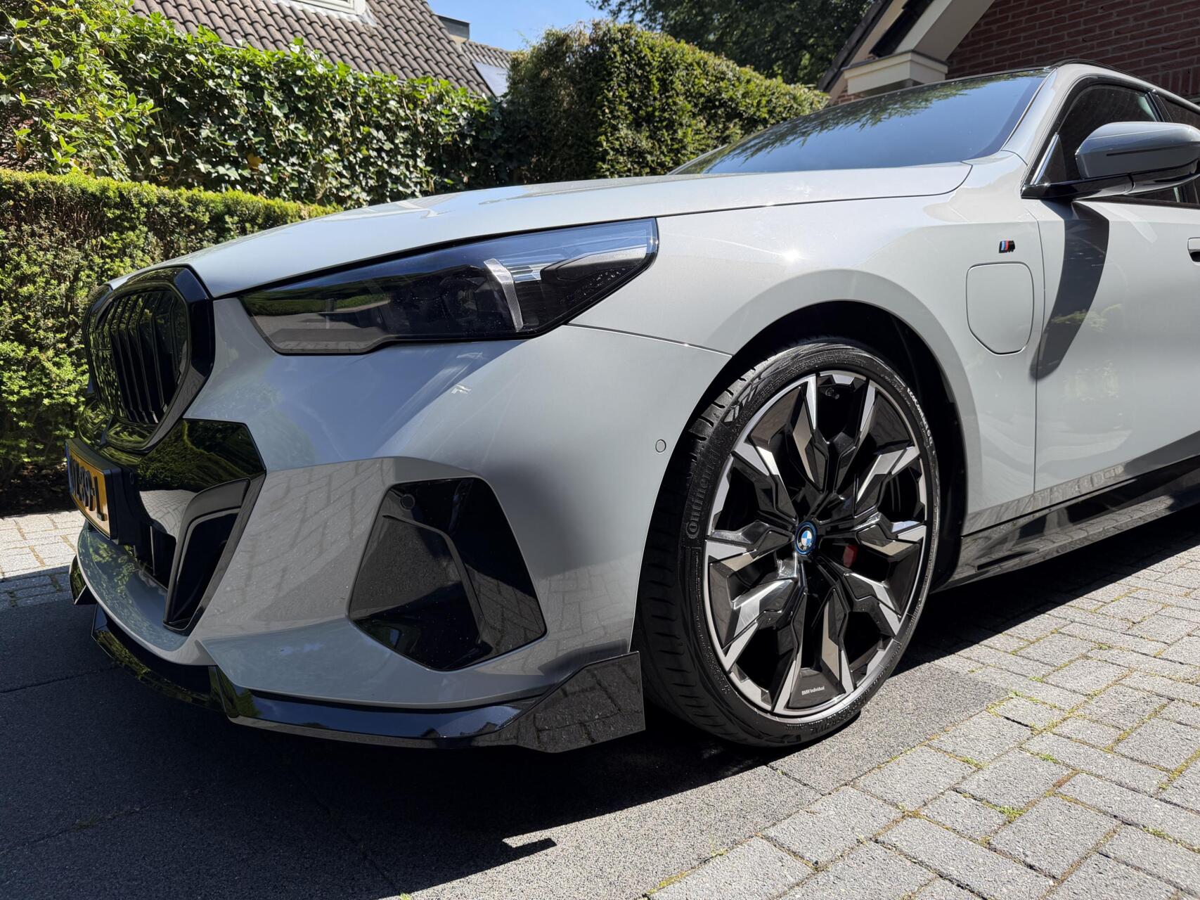 Foto van BMW 530e