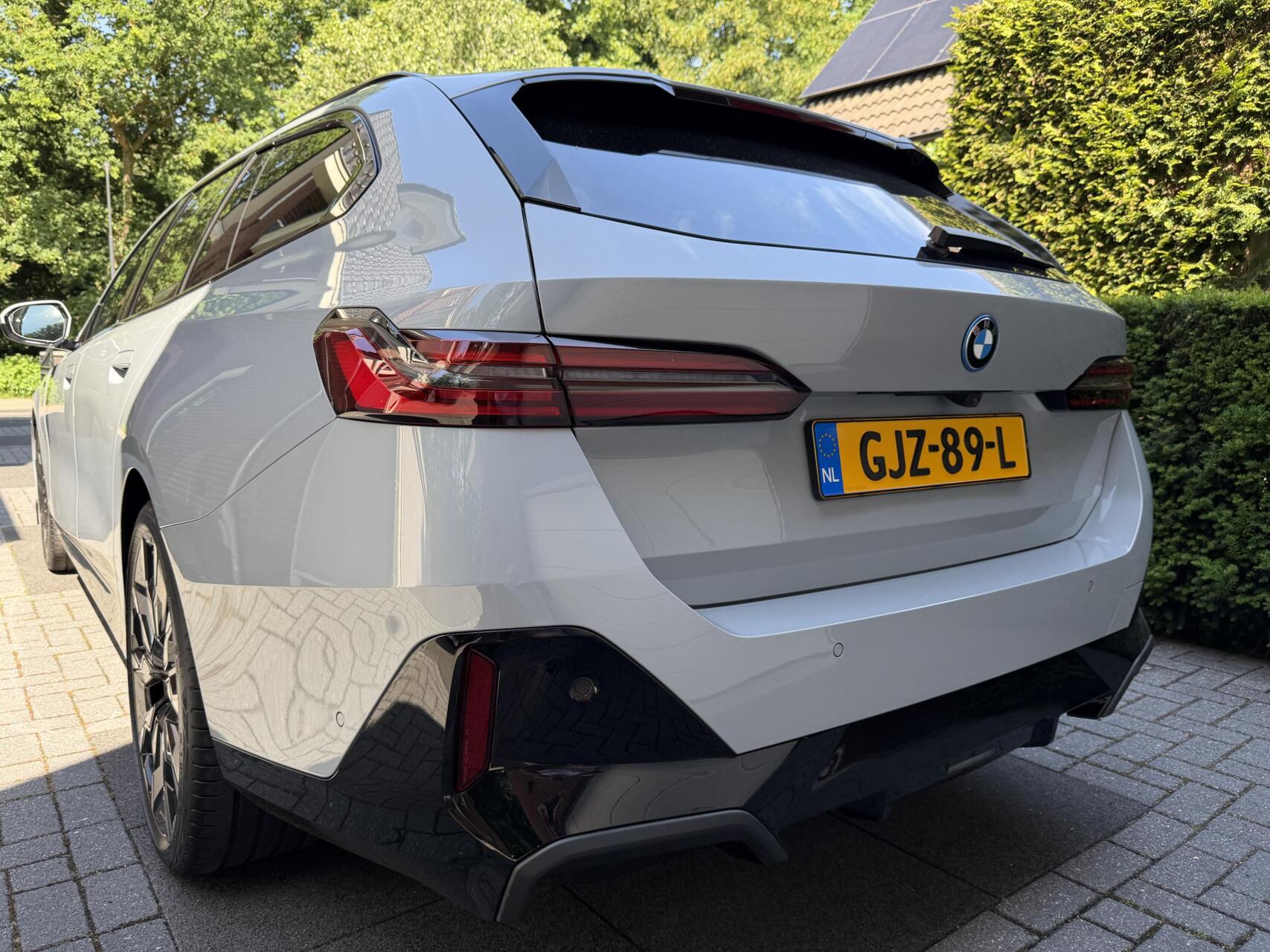 Foto van BMW 530e