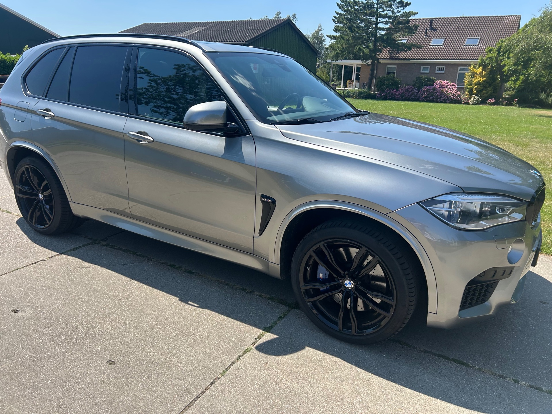 Foto van BMW X5 M