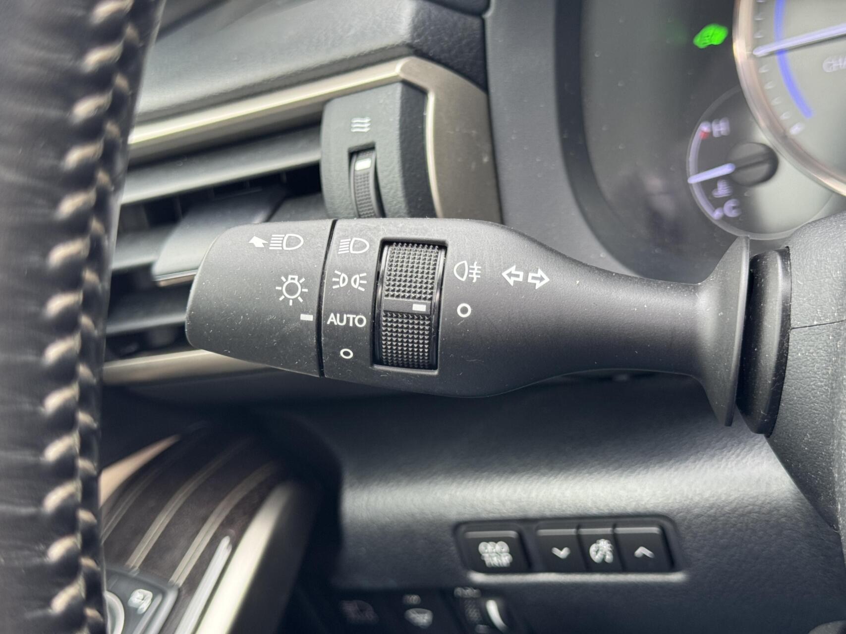 Foto van Lexus Lexus Is300h