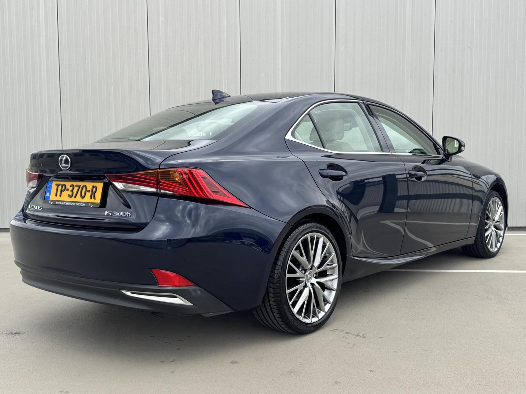 Foto van Lexus Lexus Is300h