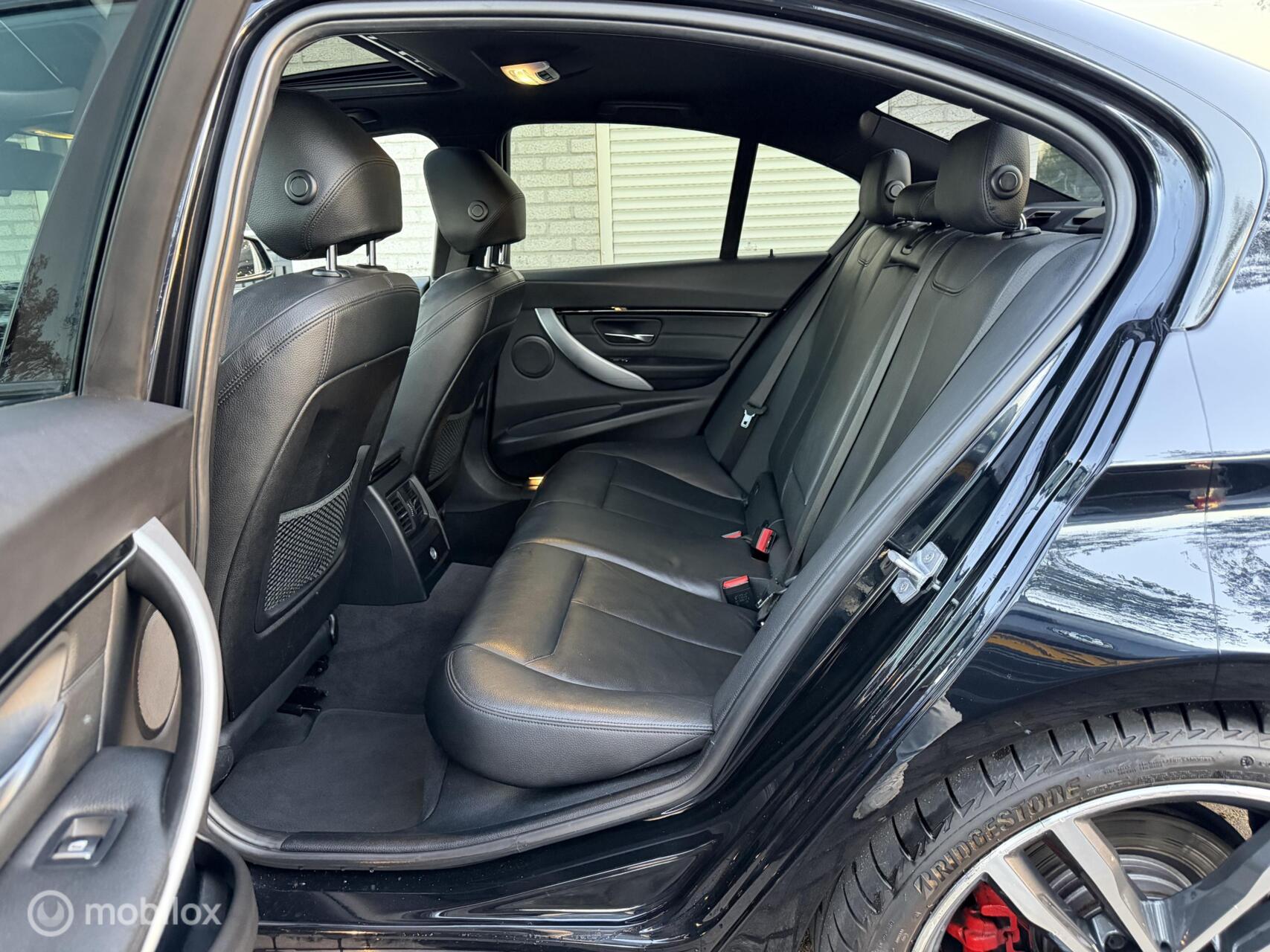 Foto van BMW 320i