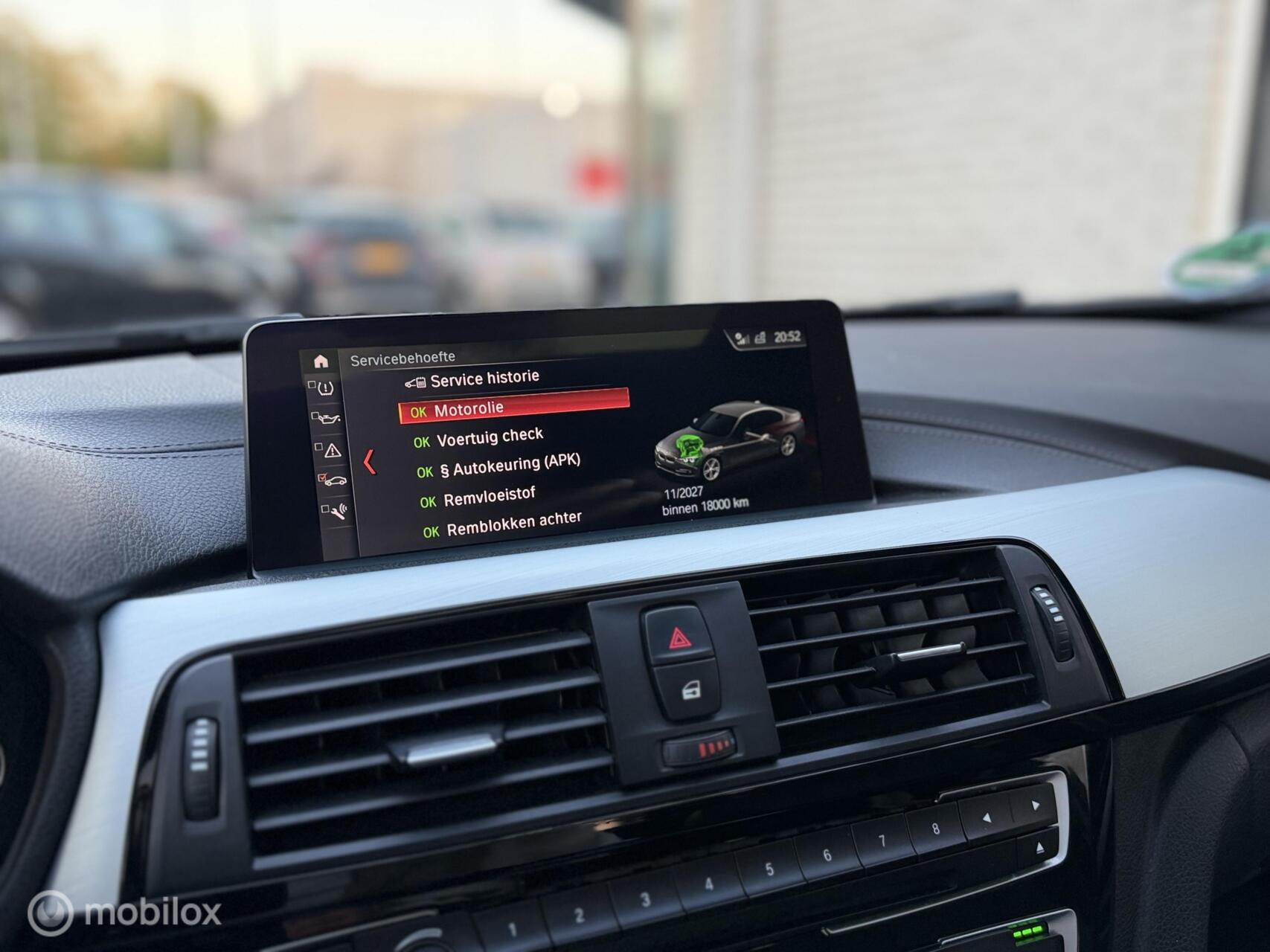 Foto van BMW 320i