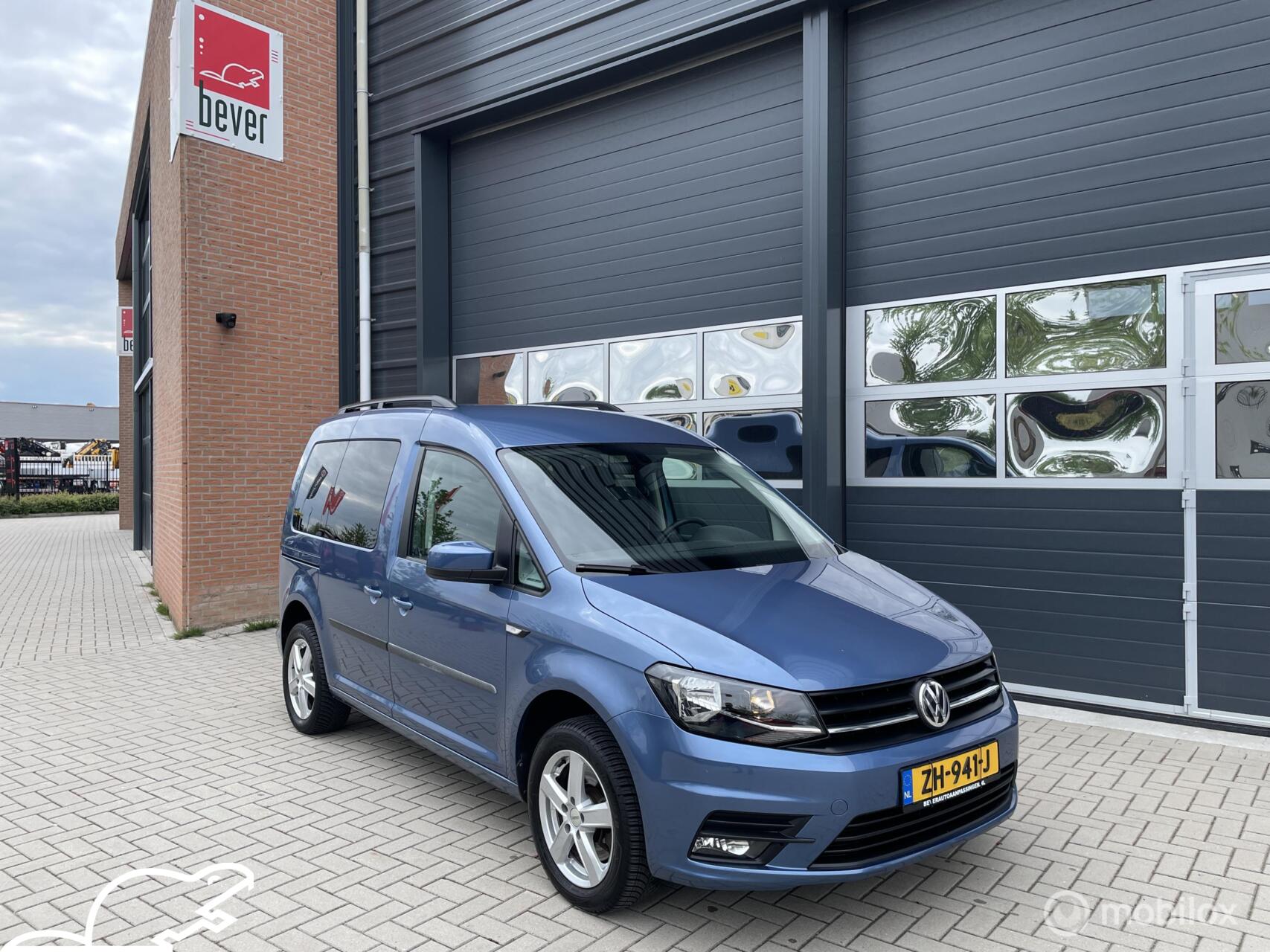 Volkswagen Caddy 1.4 TSI Trendline 5p Handrem/gas lift 2017 - voorkant