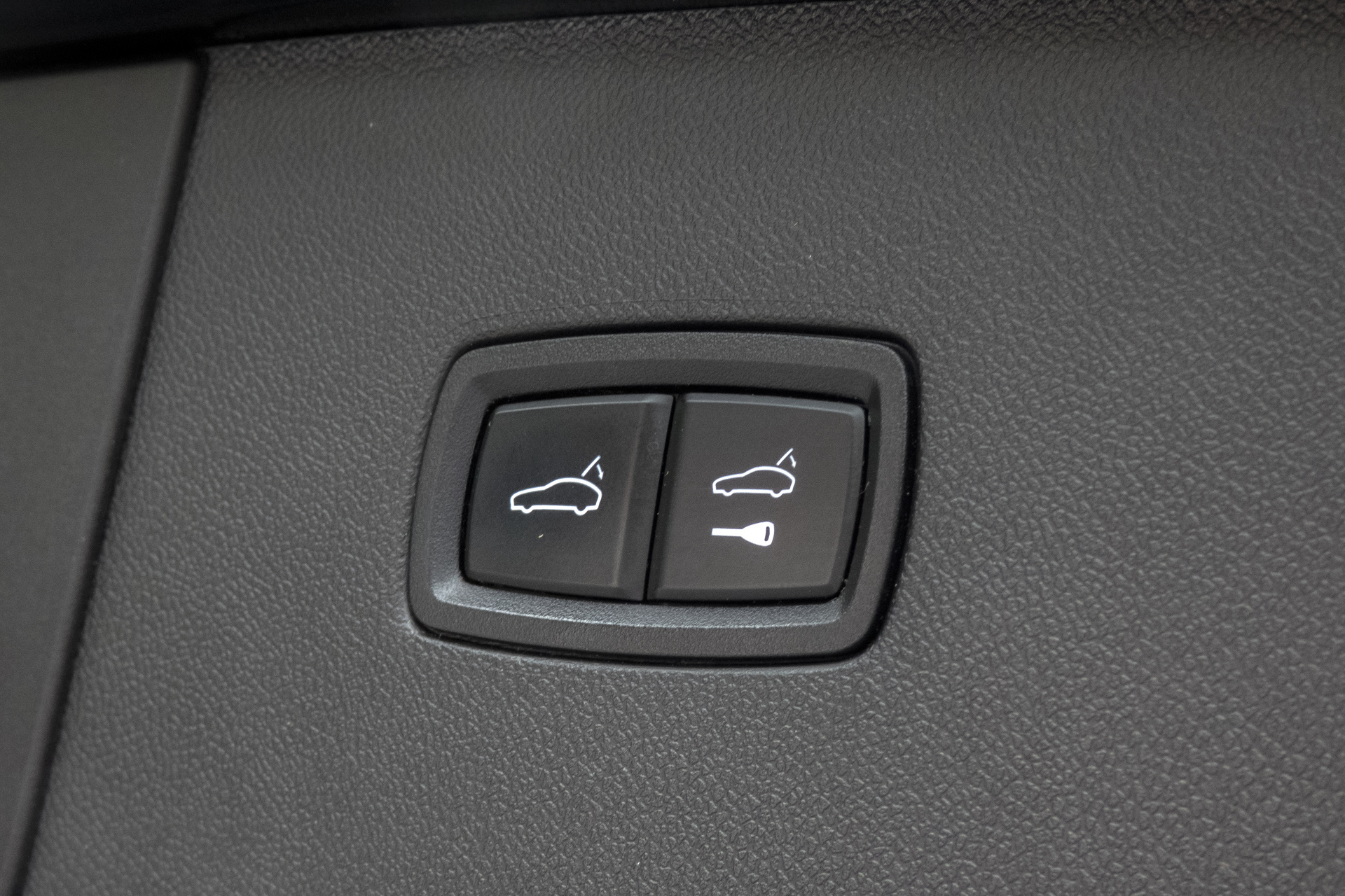 Foto van Porsche Cayenne E-hybrid