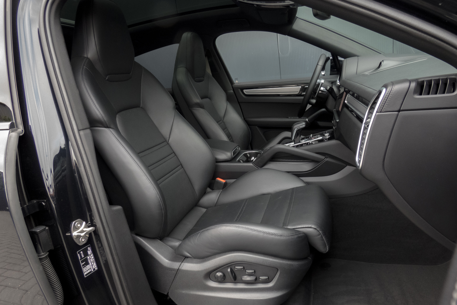 Foto van Porsche Cayenne E-hybrid