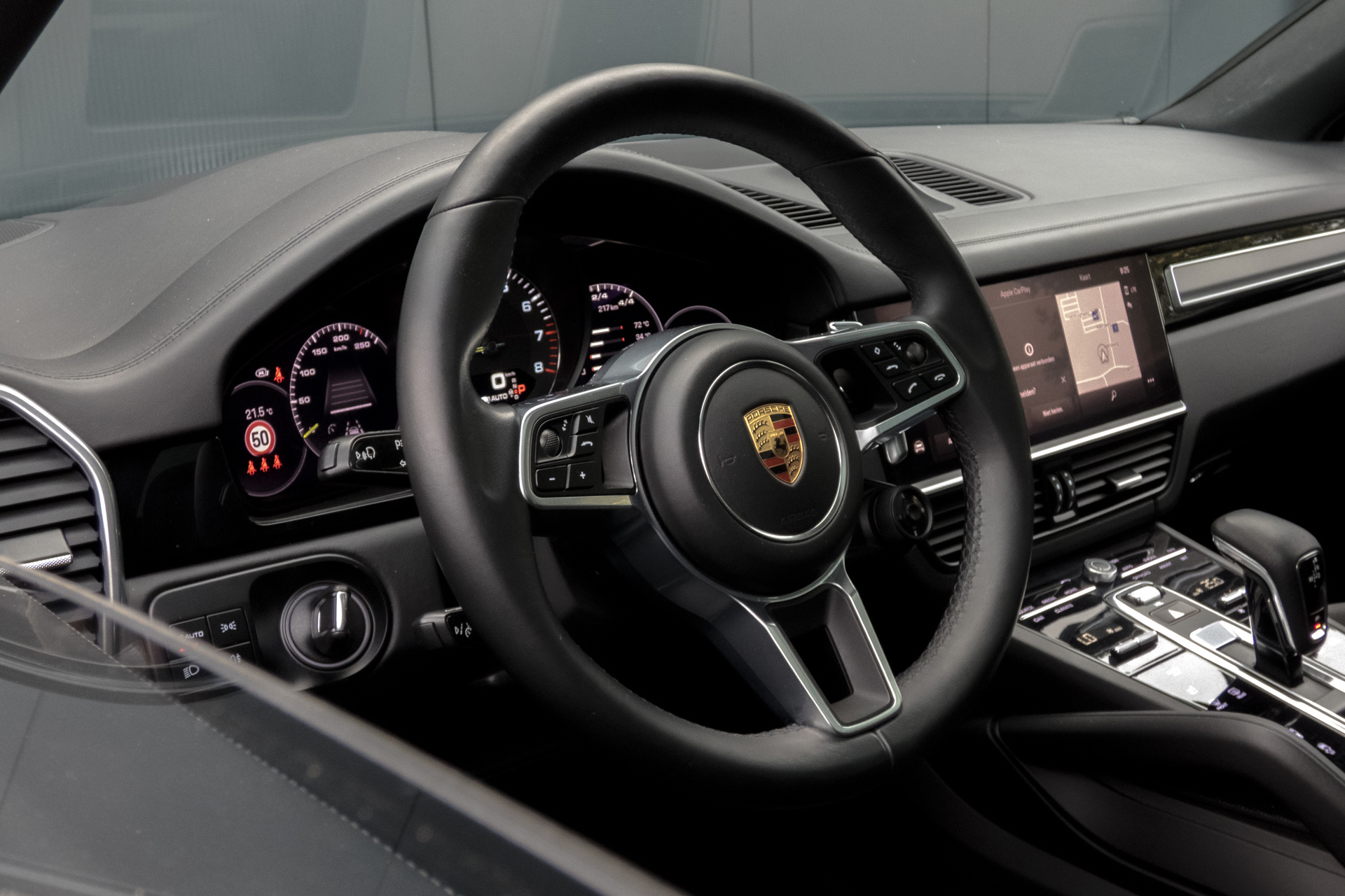 Foto van Porsche Cayenne E-hybrid
