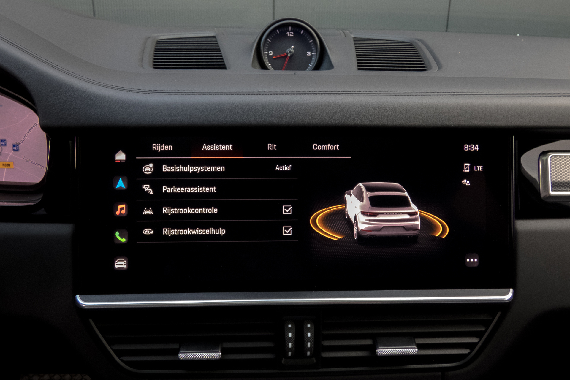 Foto van Porsche Cayenne E-hybrid