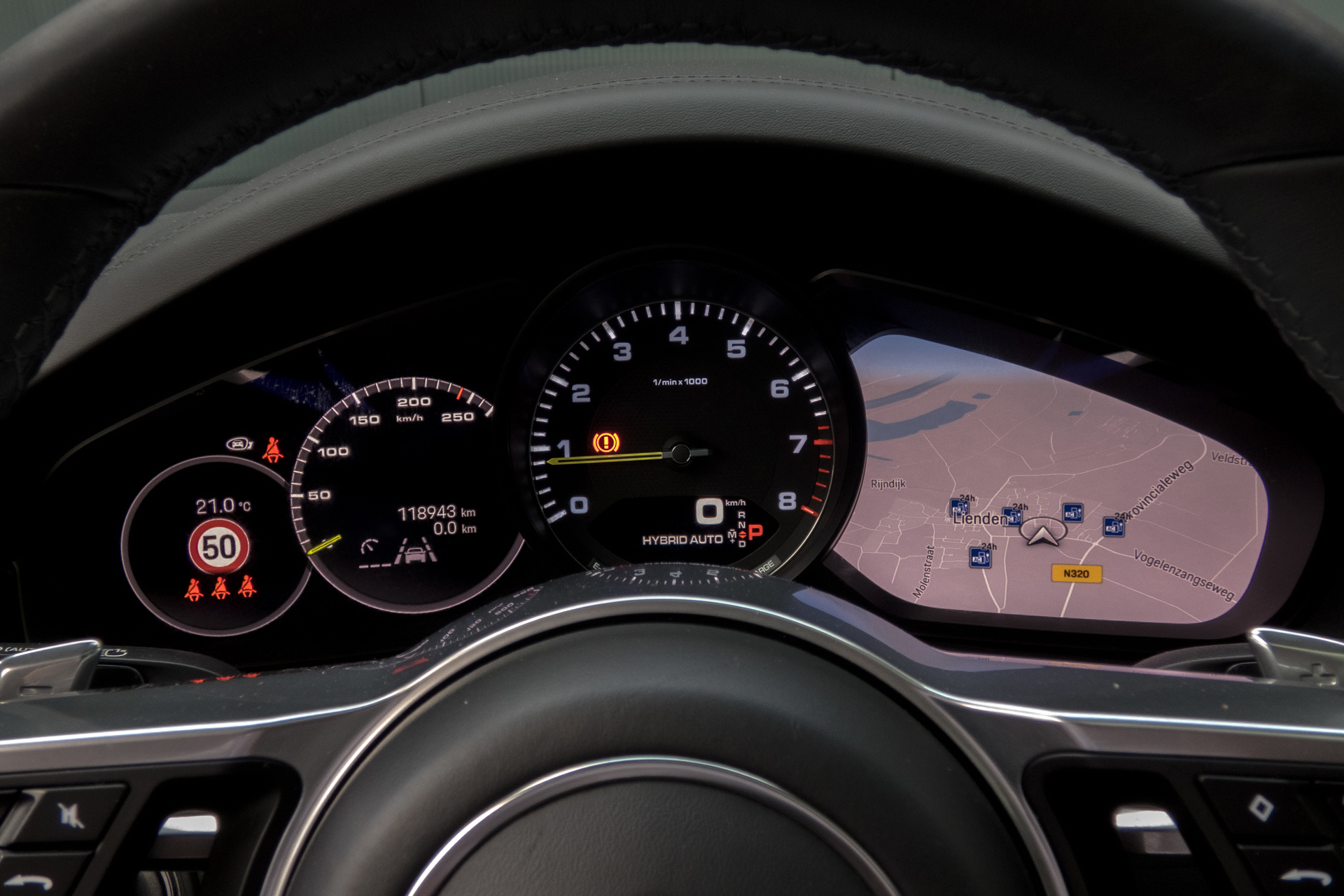 Foto van Porsche Cayenne E-hybrid