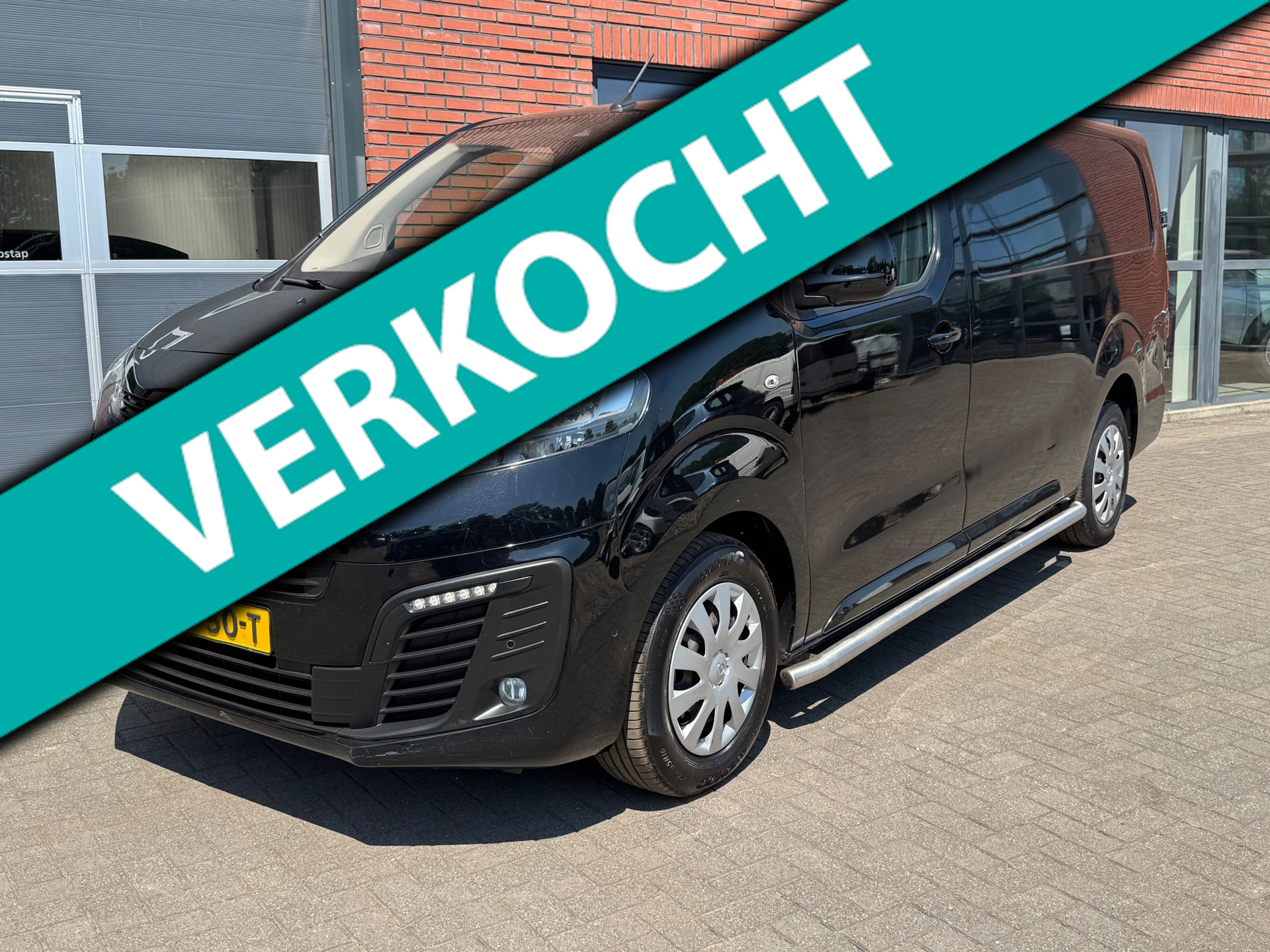Opel Vivaro 2.0 CDTI L3H1 Automaat Navi Airco Cruise Innovation 2020 - voorkant