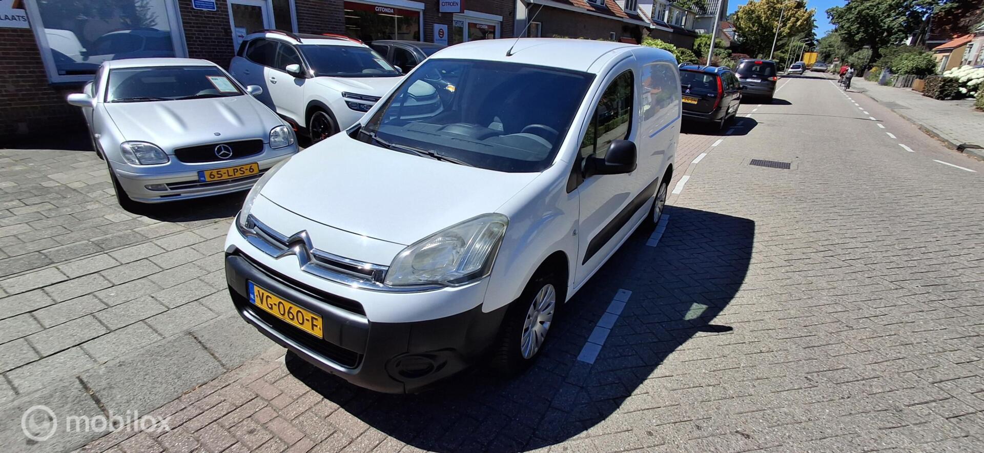 Citroen Berlingo 1.6 HDI 500 Comfort Economy, lage km stand 2013 - voorkant