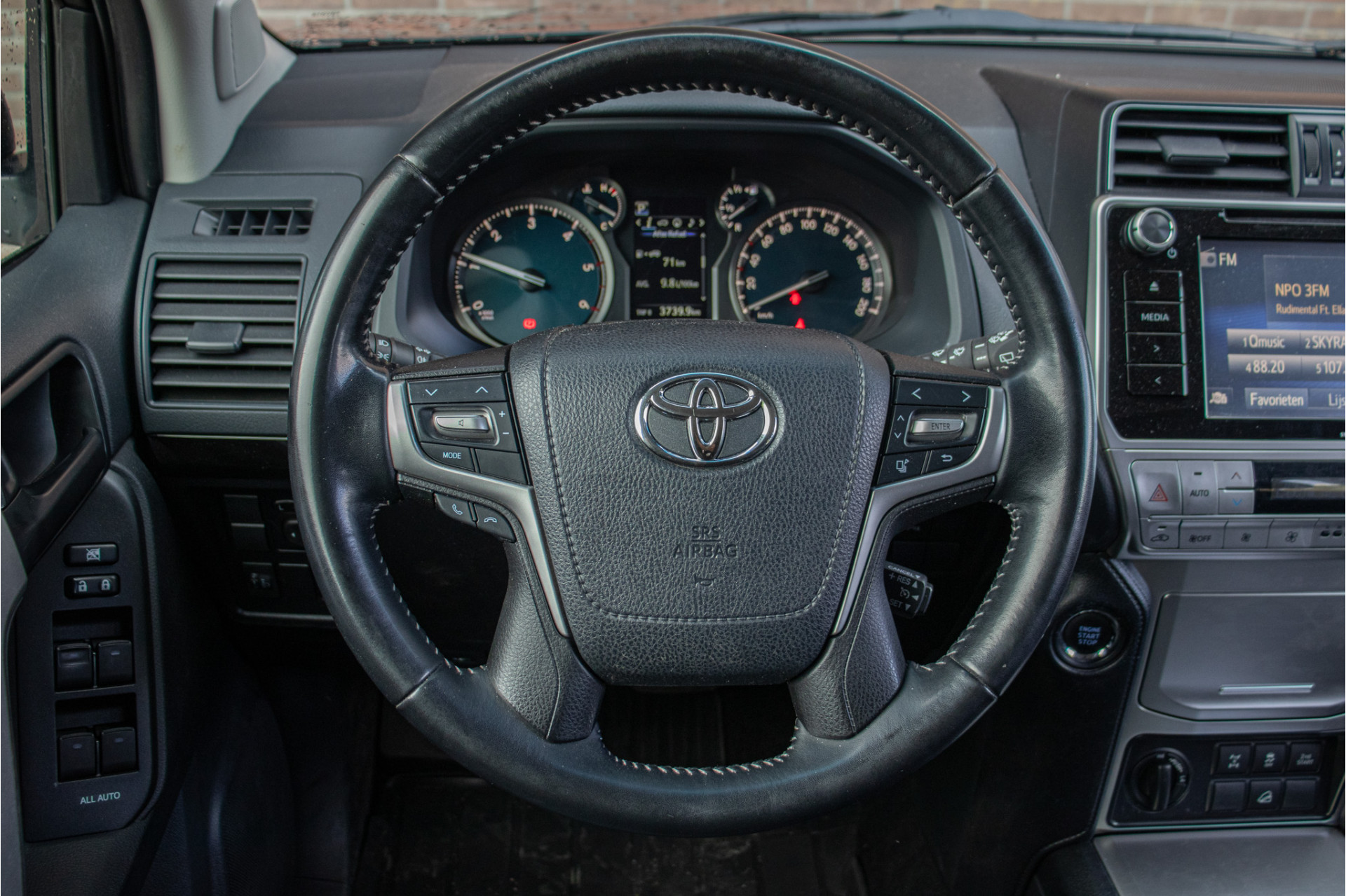 Foto van Toyota Toyota Land Cruiser (150 Series)