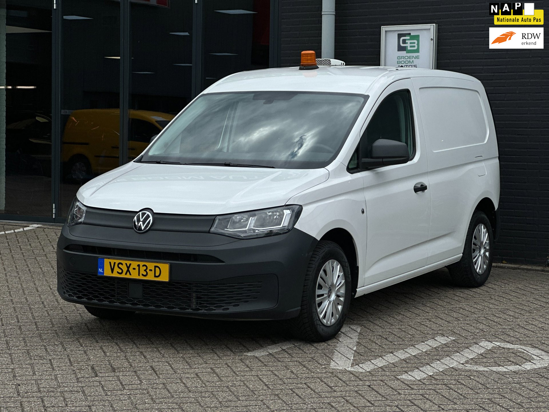 Volkswagen Caddy Modified Partition Wall 2.0 TDI Comfort/1STE EIG/APP-CONNECT/NAVI/NL-AUTO NAP!! 2023 - voorkant