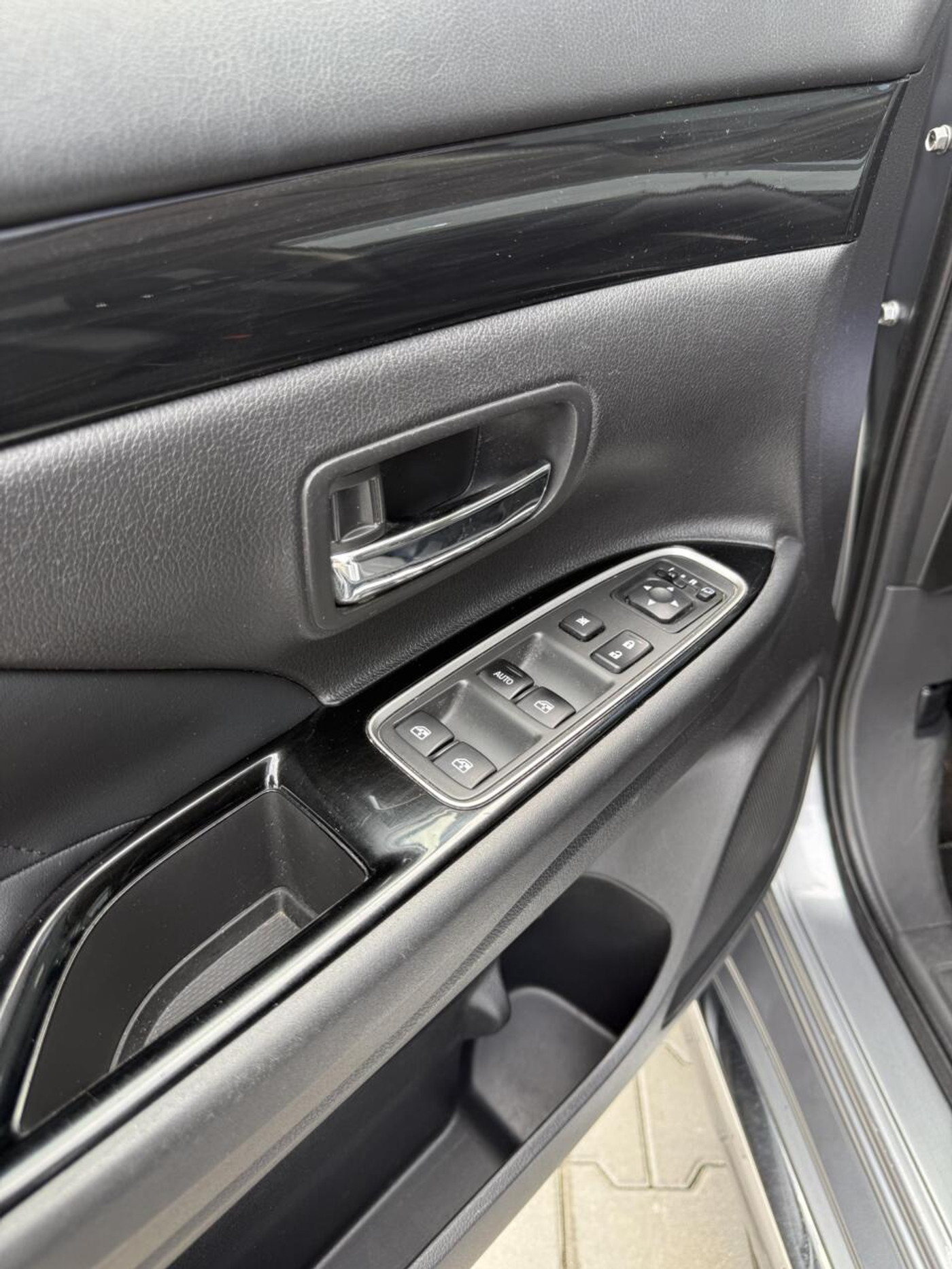 Foto van Mitsubishi Mitsubishi Outlander