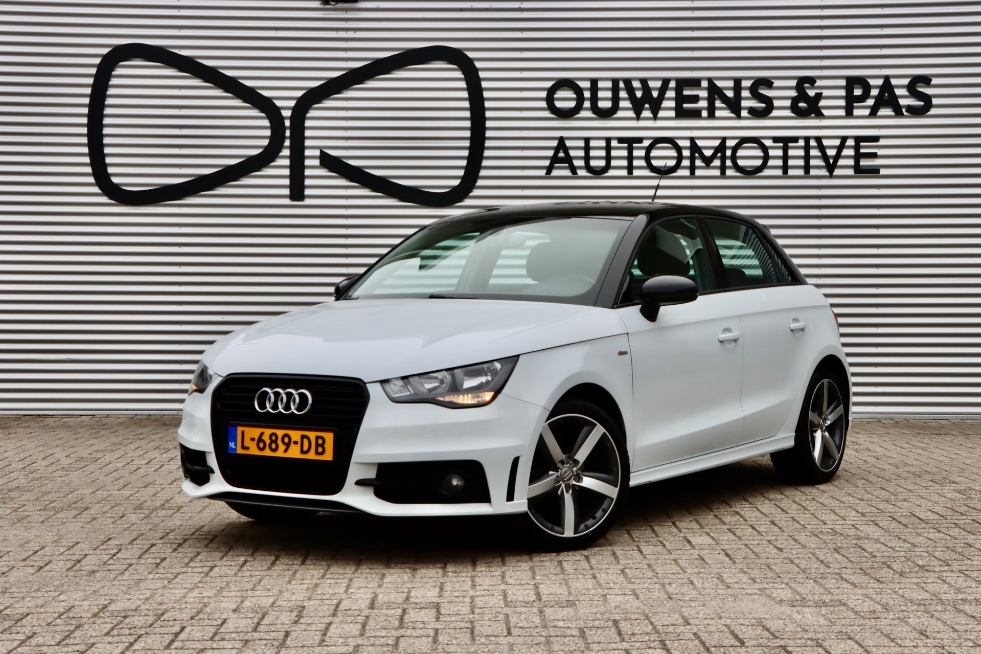 Audi A1 Sportback 1.2 TFSI Pro Line S | S LINE | NAVIGATIE | AIRCO | STOELVERWARMING | 2014 - voorkant