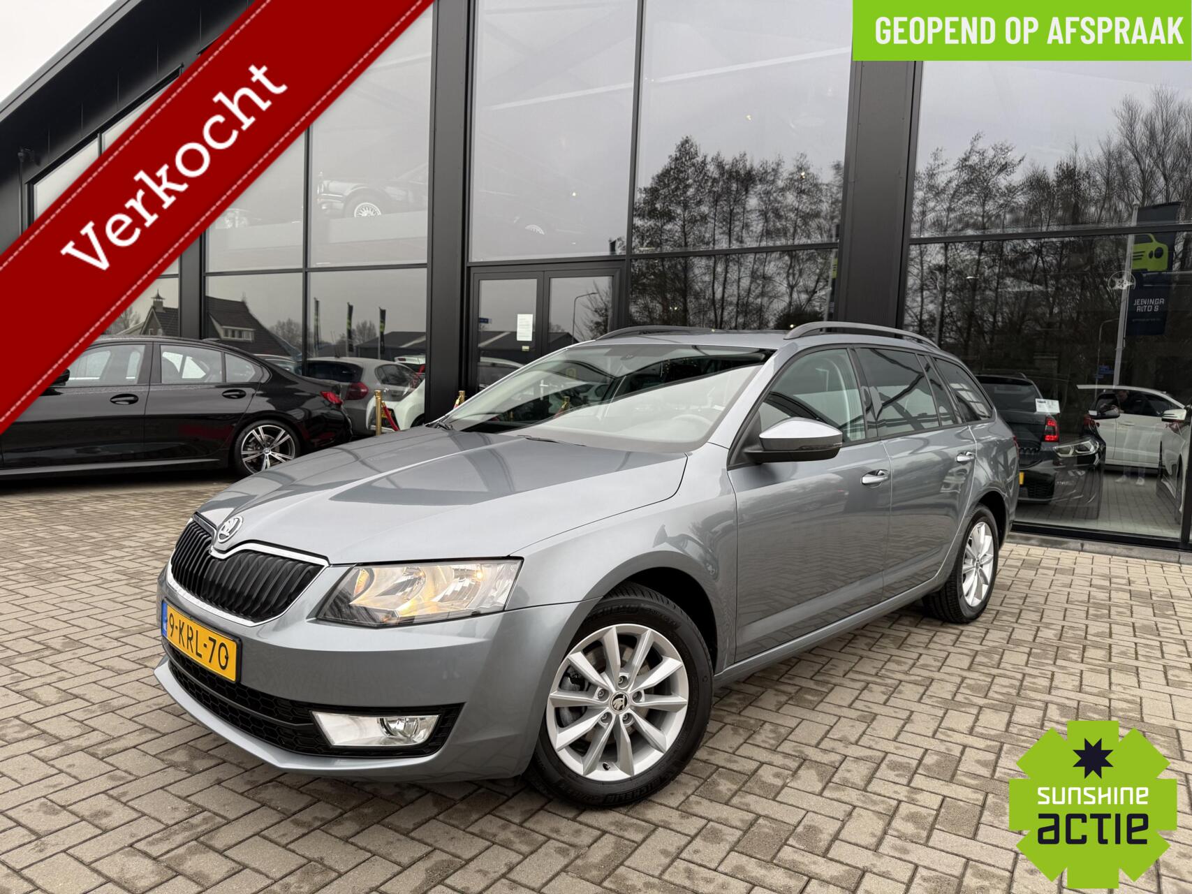 Skoda Octavia 1.2 TSI Greentech Ambition Businessline|Clima|Navi|PDC 2013 - voorkant