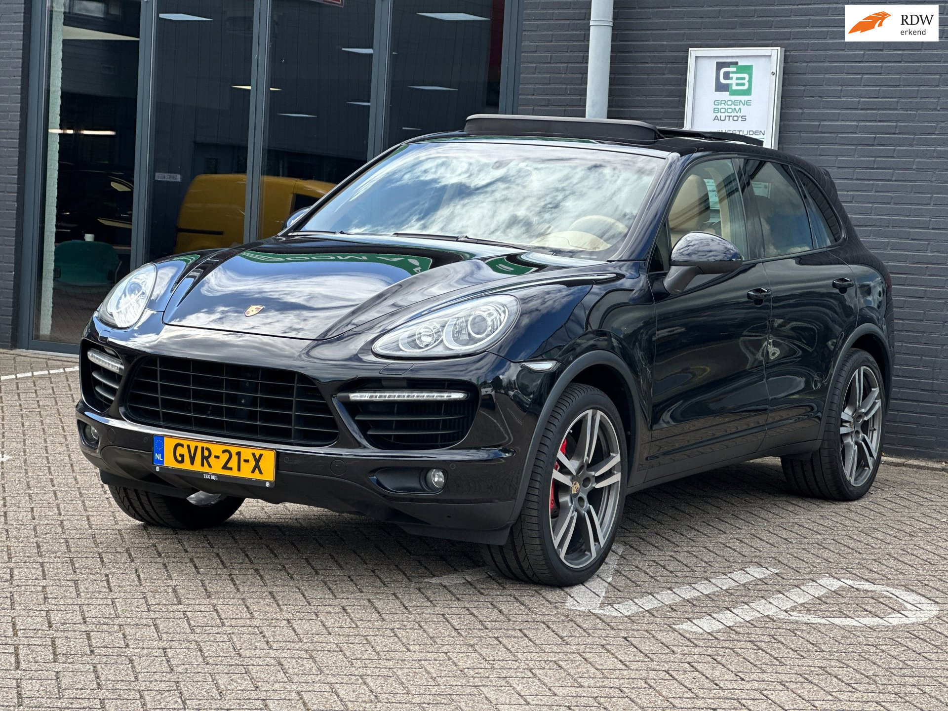 Foto van Porsche Cayenne Turbo