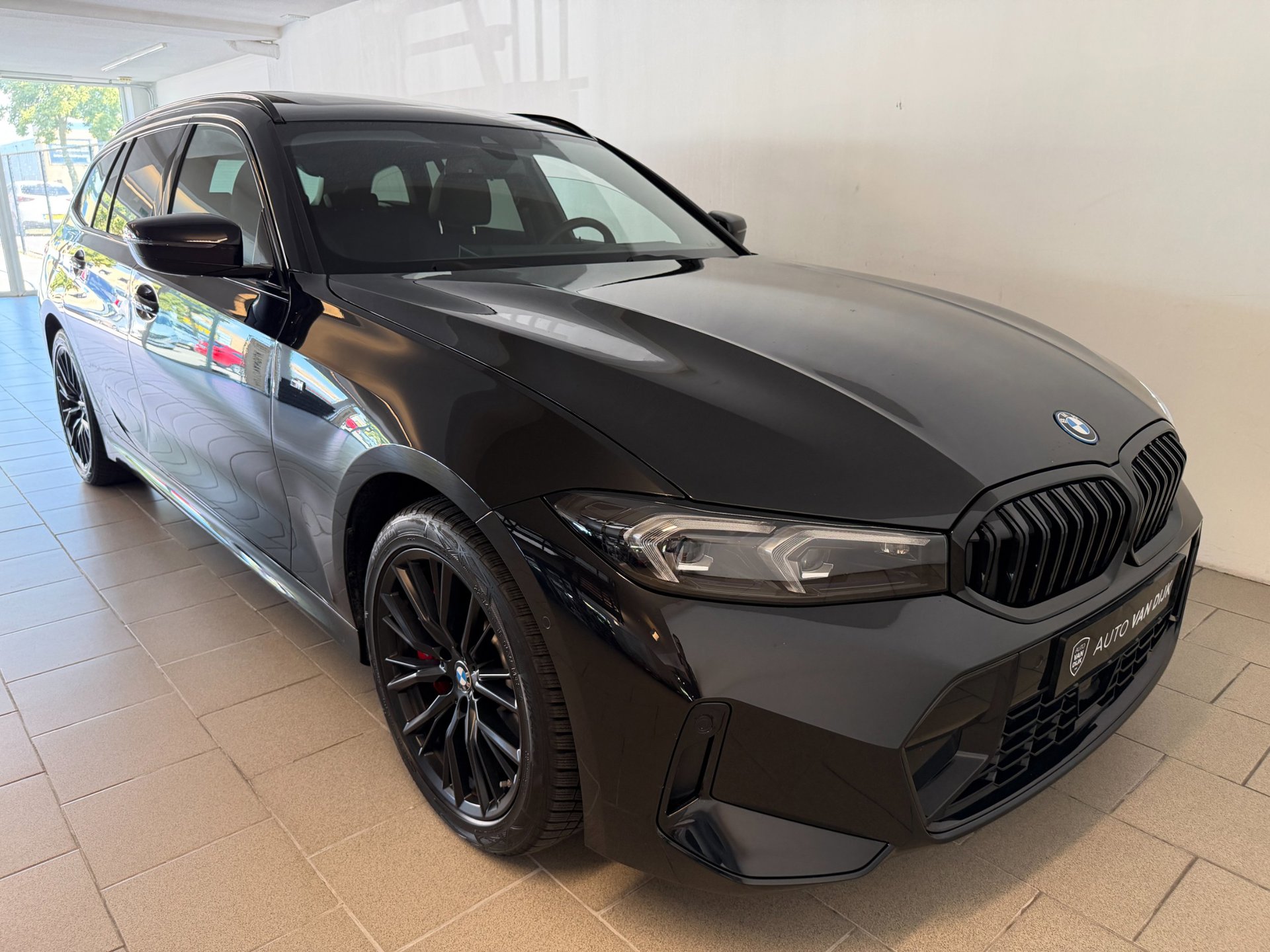 Foto van BMW 330e