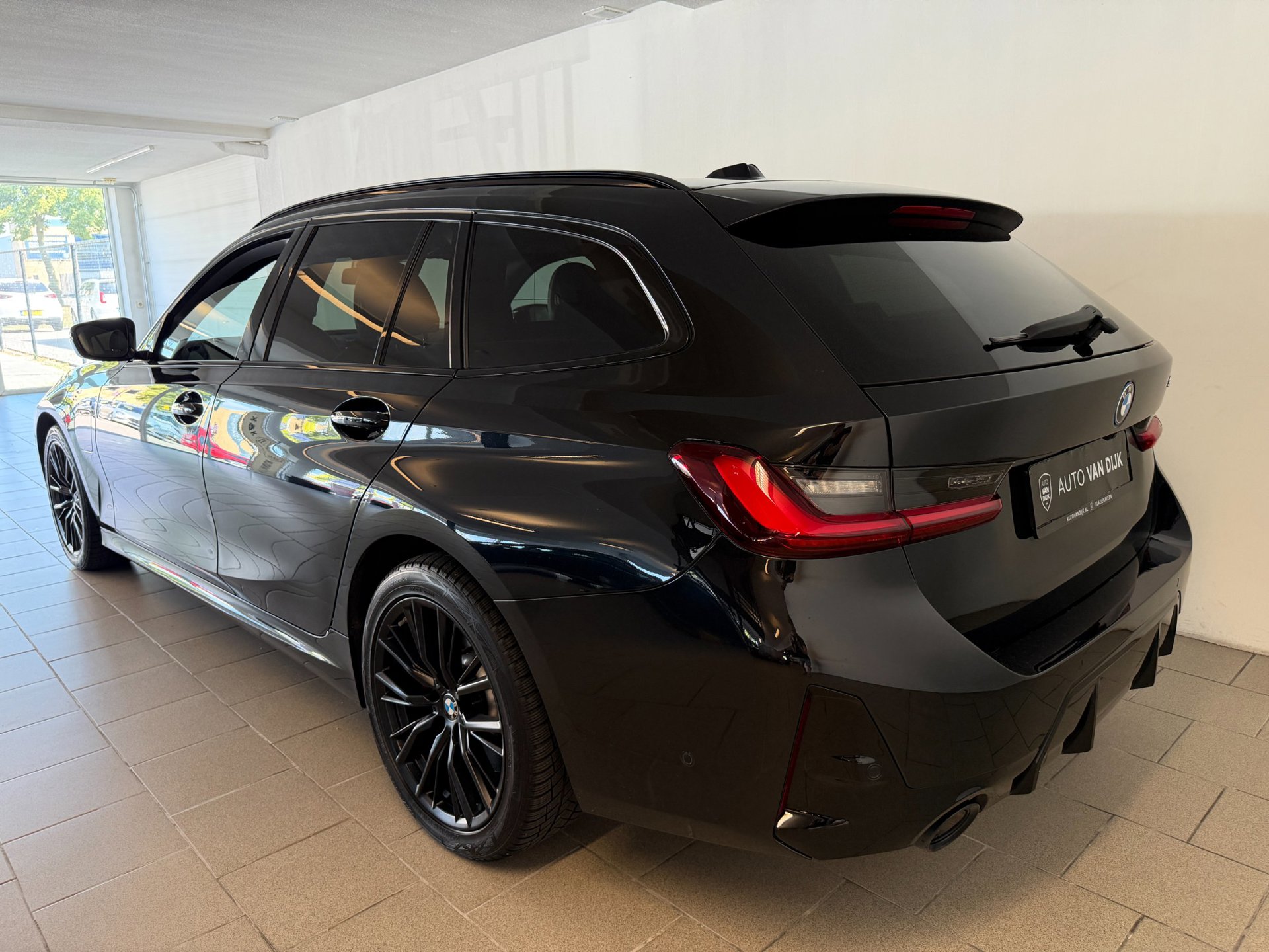 Foto van BMW 330e