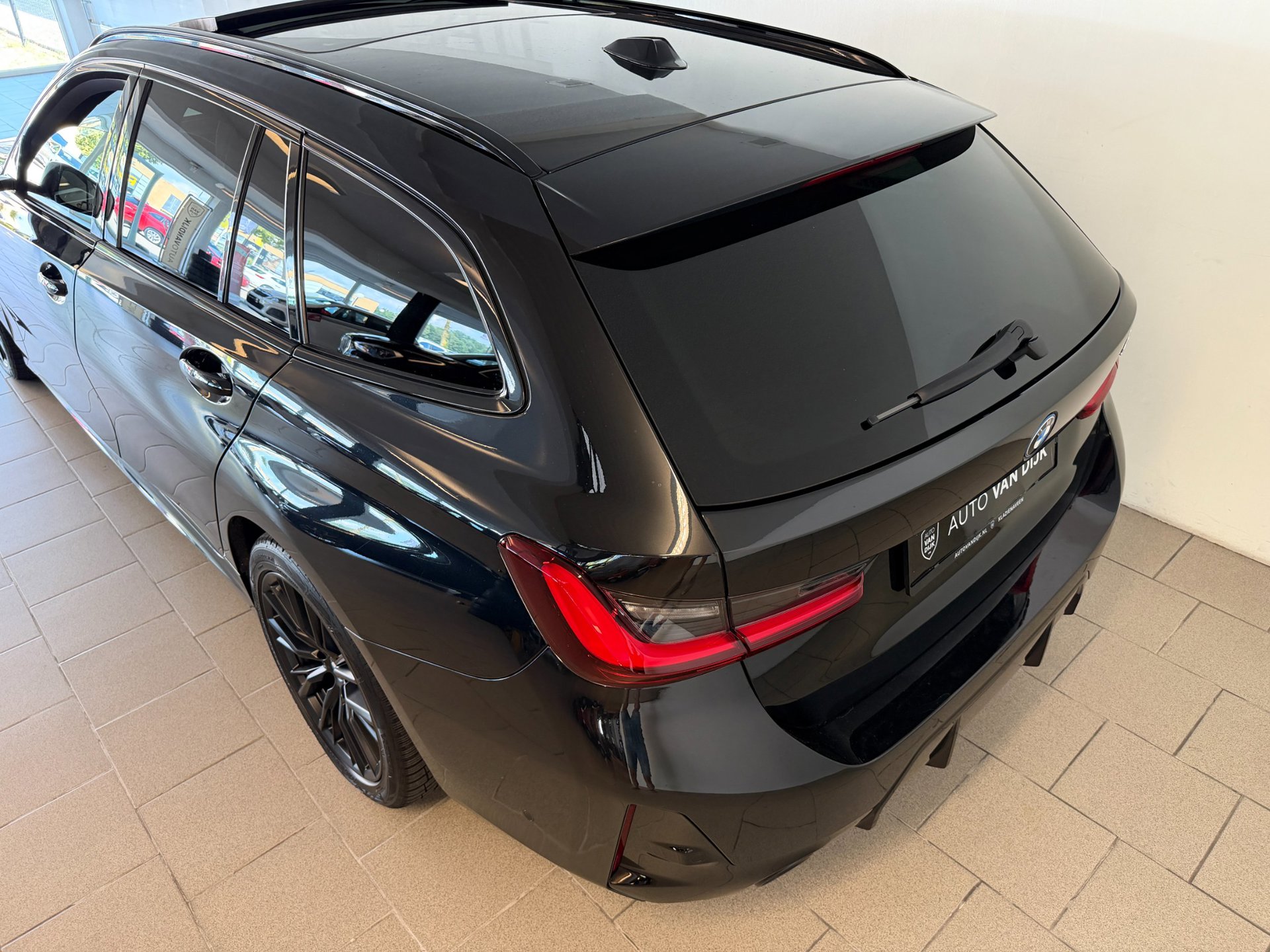 Foto van BMW 330e
