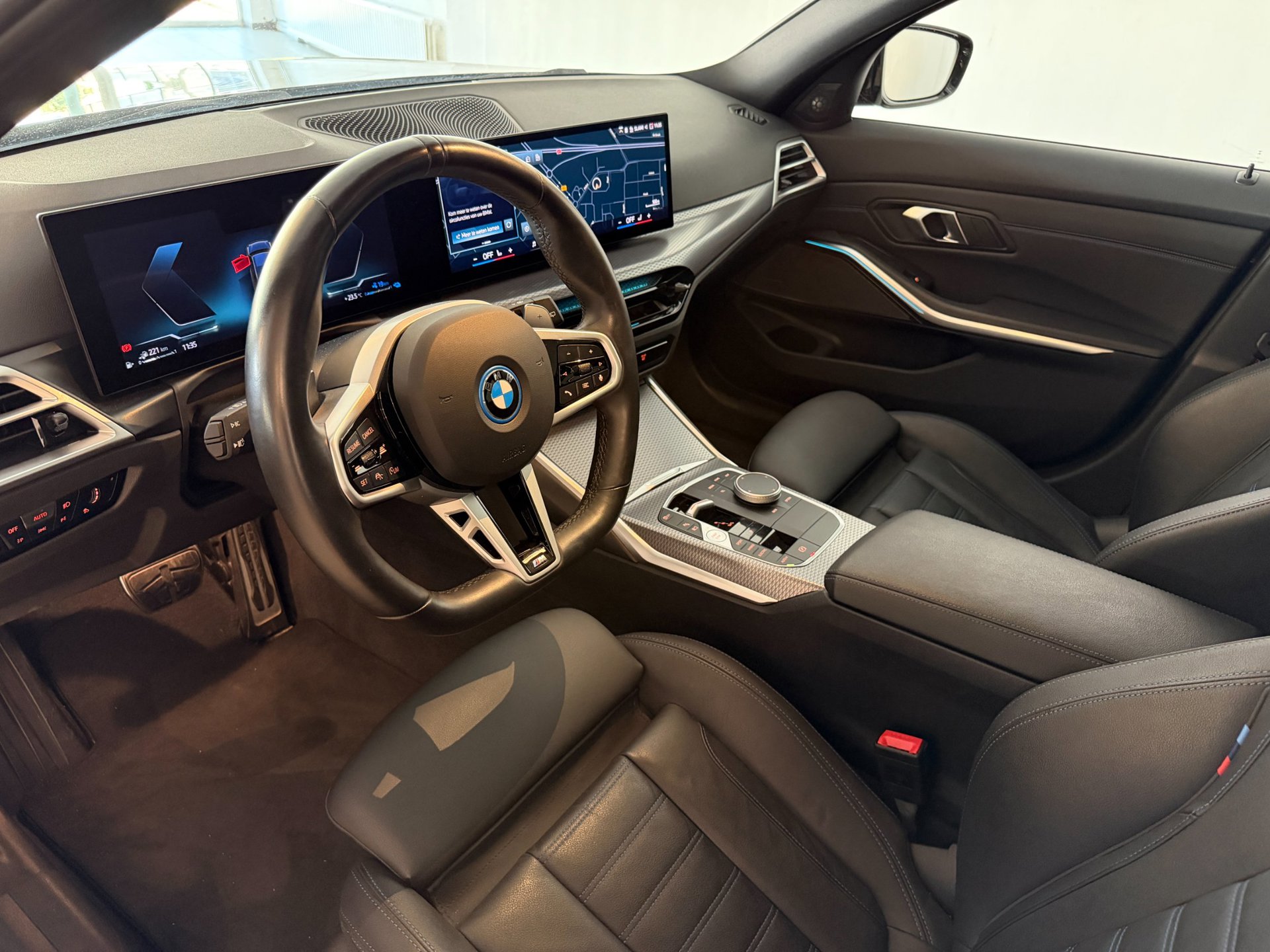 Foto van BMW 330e