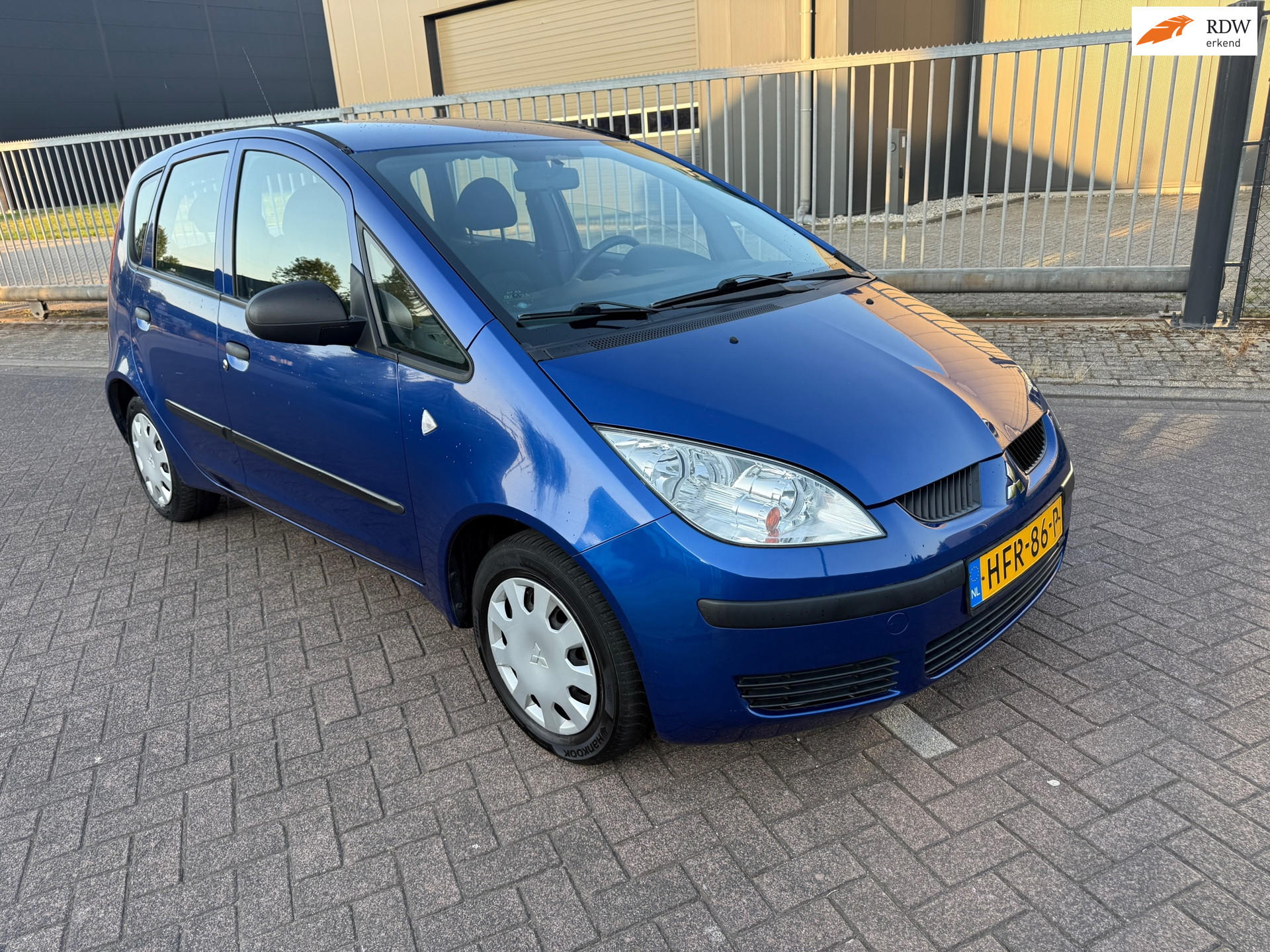 Mitsubishi Mitsubishi Colt 1.1 Inform Cool Pack  **NETJES** LAGEKM! 2008 - voorkant