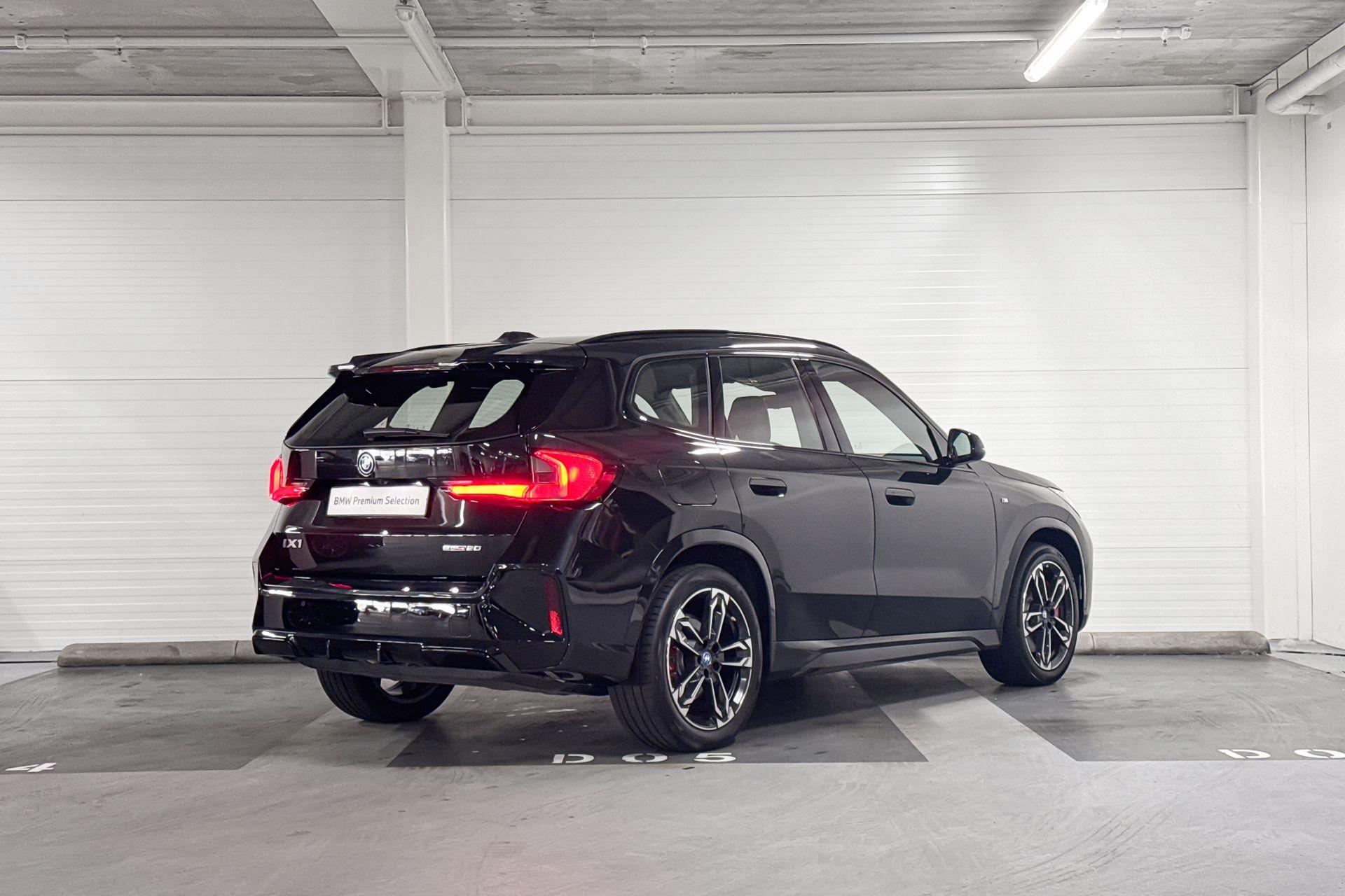 Foto van BMW Ix1 Edrive20