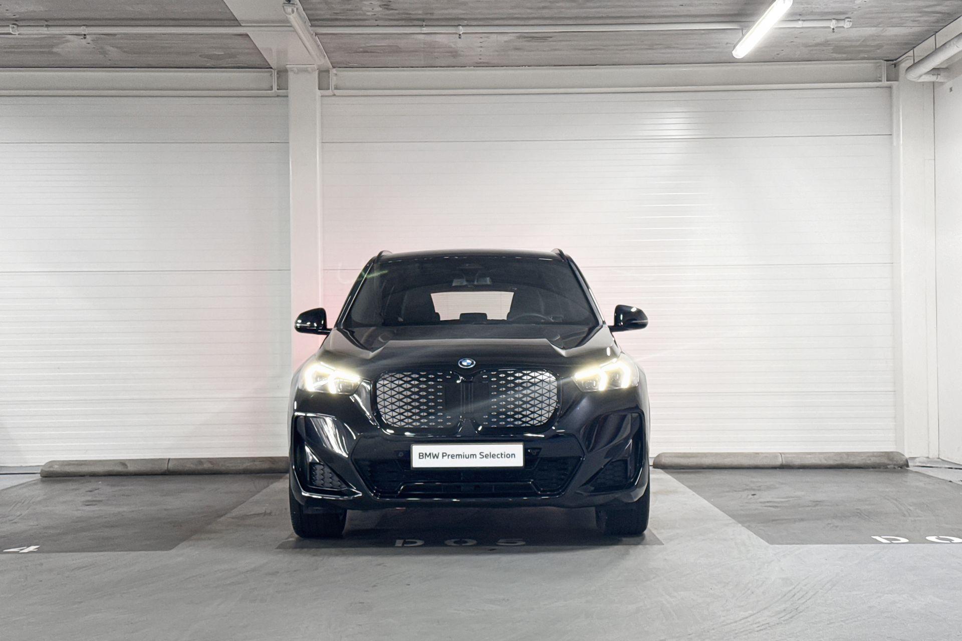 Foto van BMW Ix1 Edrive20