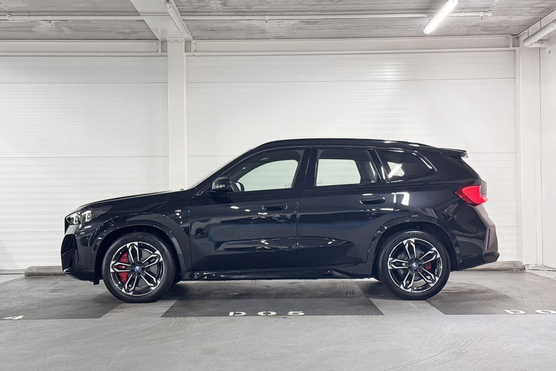 Foto van BMW Ix1 Edrive20