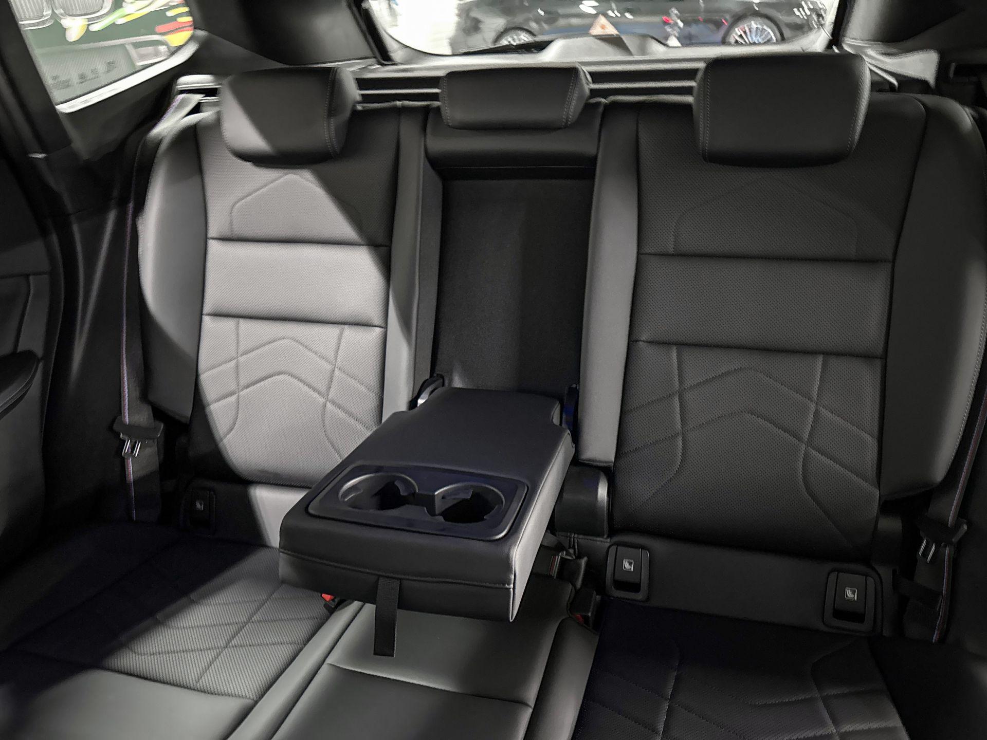 Foto van BMW Ix1 Edrive20