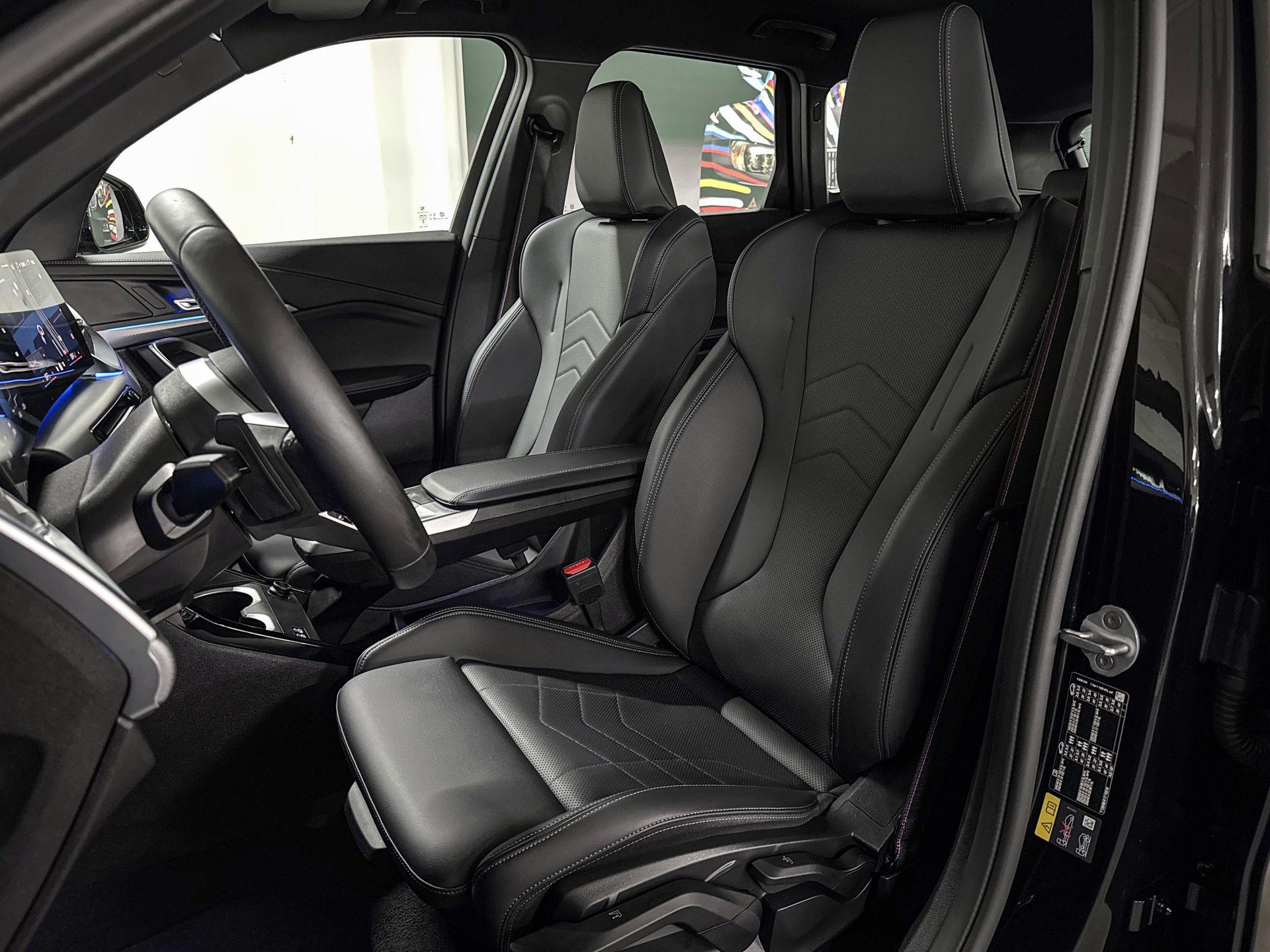 Foto van BMW Ix1 Edrive20