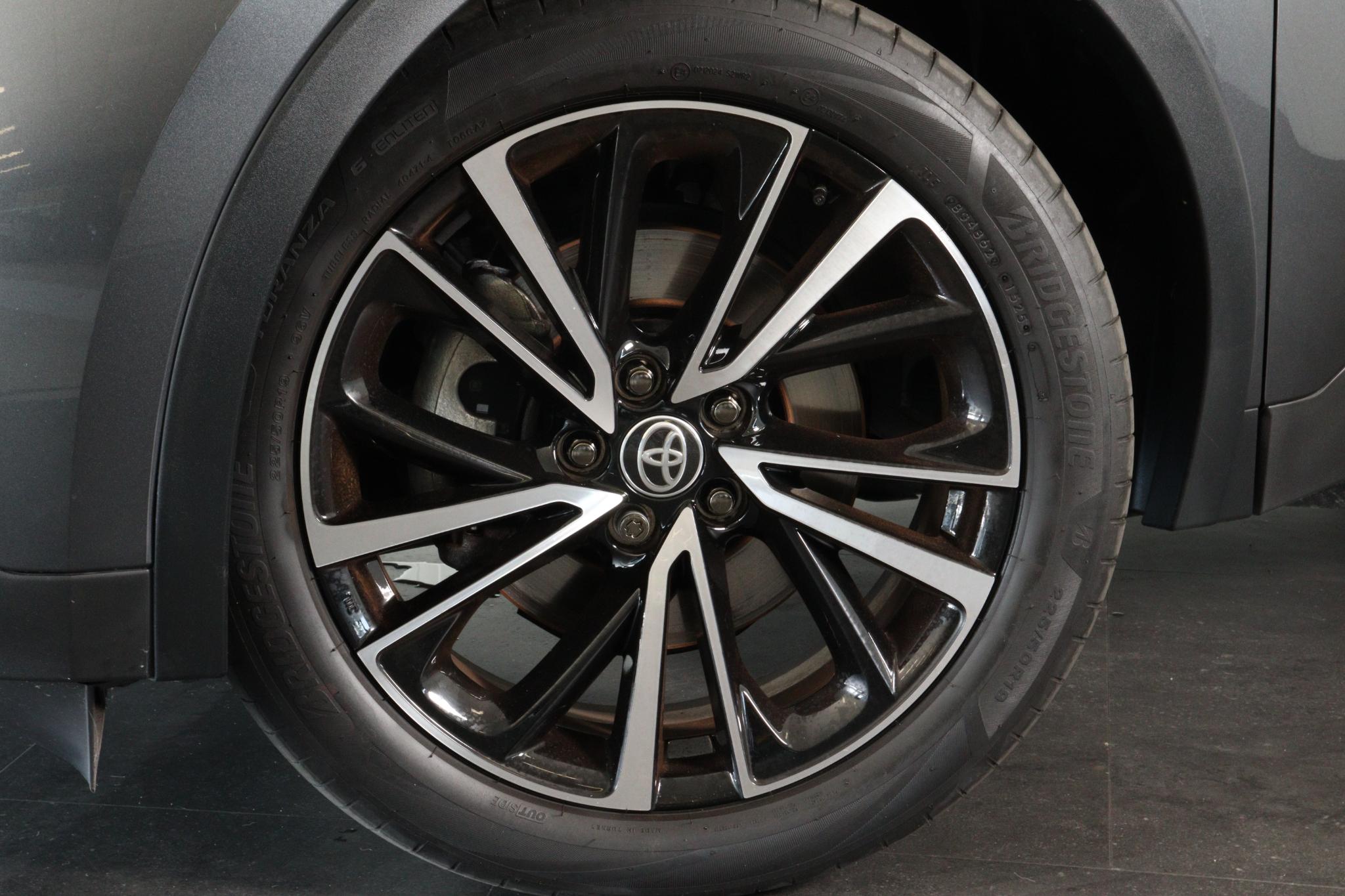 Foto van Toyota Toyota C-hr