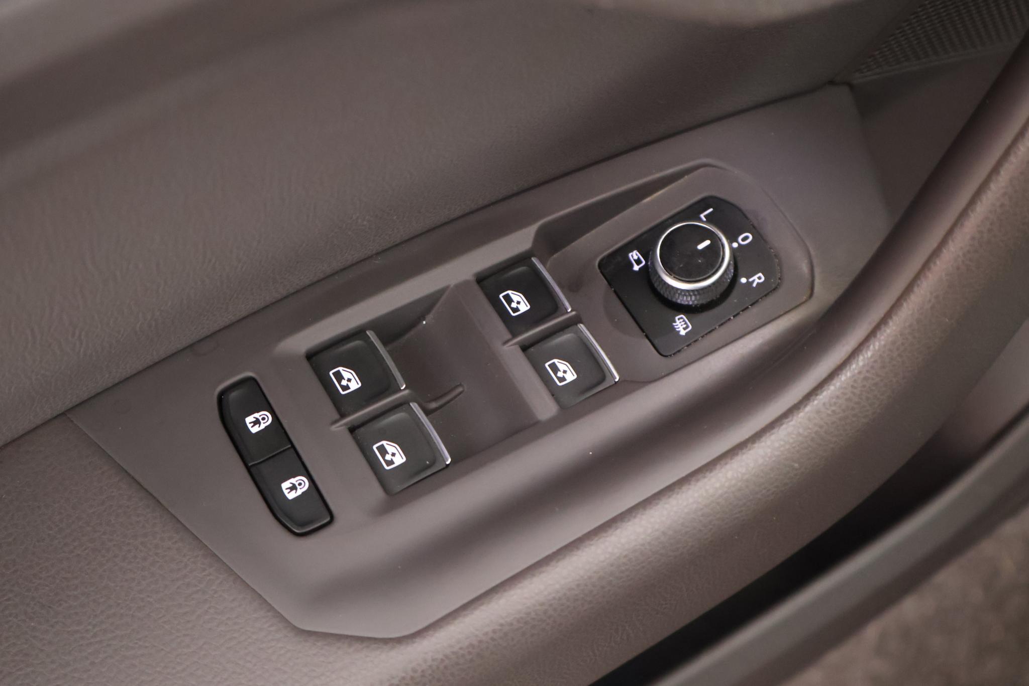 Foto van Volkswagen Touareg Ehybrid