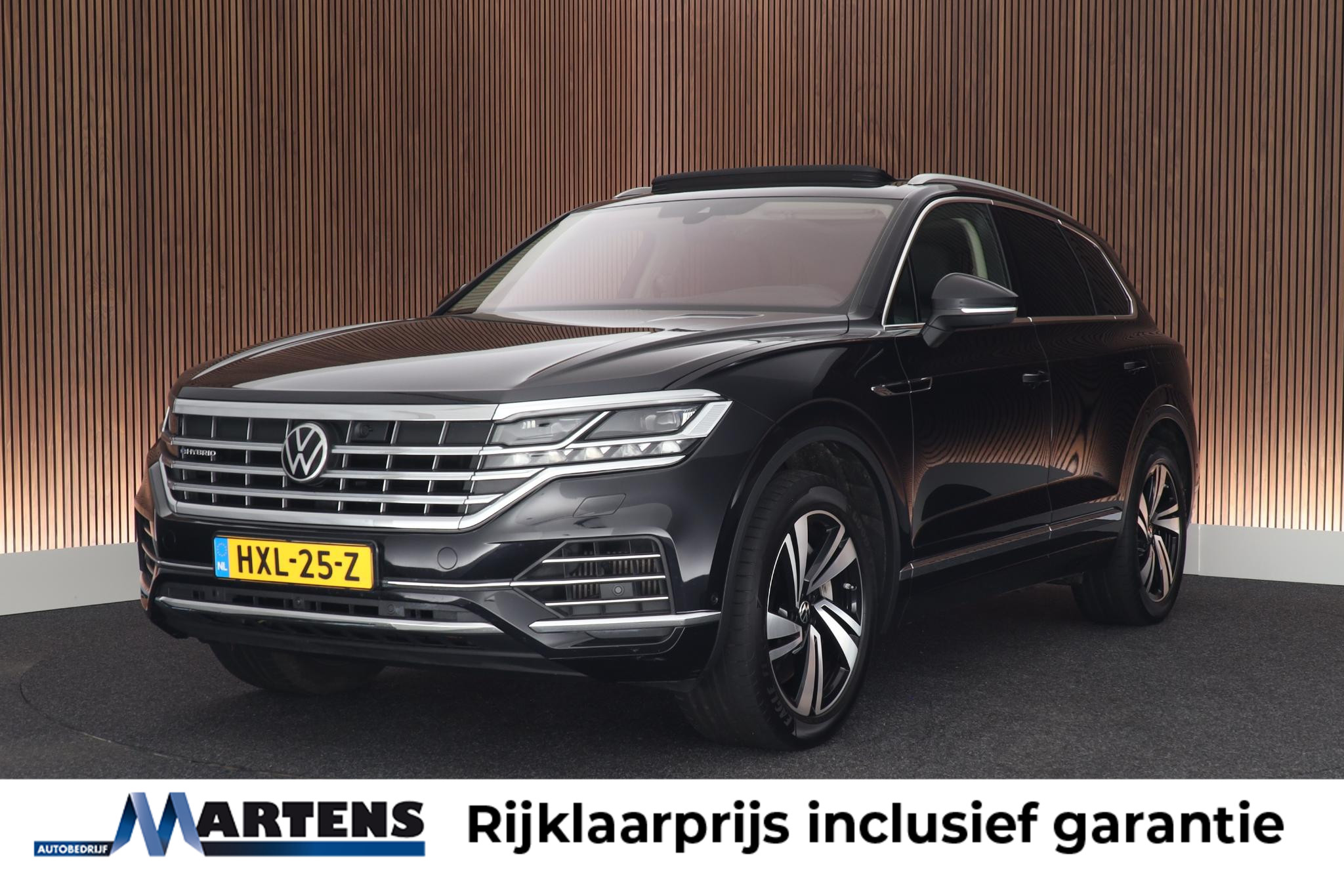 Volkswagen Touareg Ehybrid 3.0 TSI 381pk eHybrid 4MOTION 2020 - voorkant