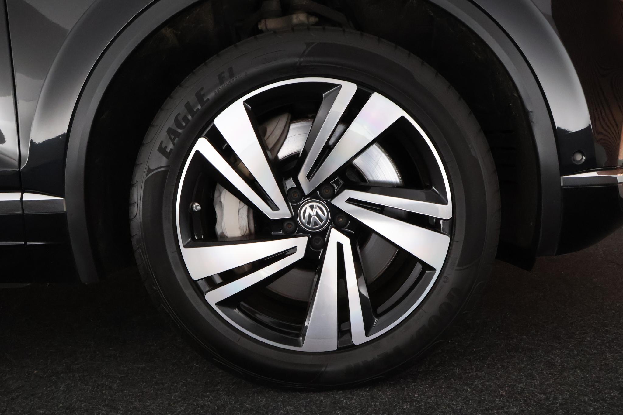 Foto van Volkswagen Touareg Ehybrid