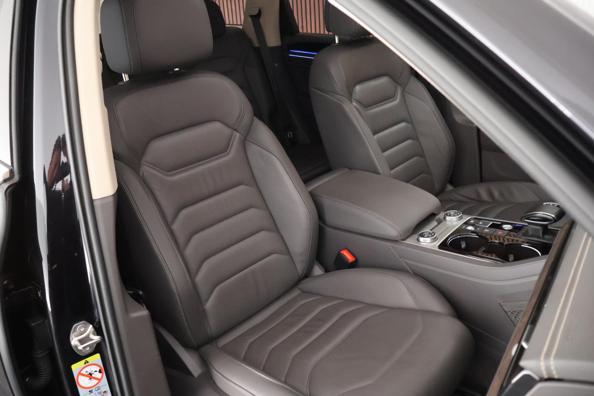 Foto van Volkswagen Touareg Ehybrid