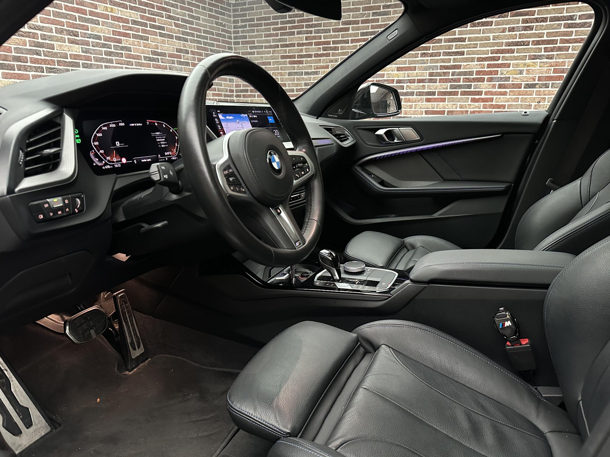 Foto van BMW M135i xDrive