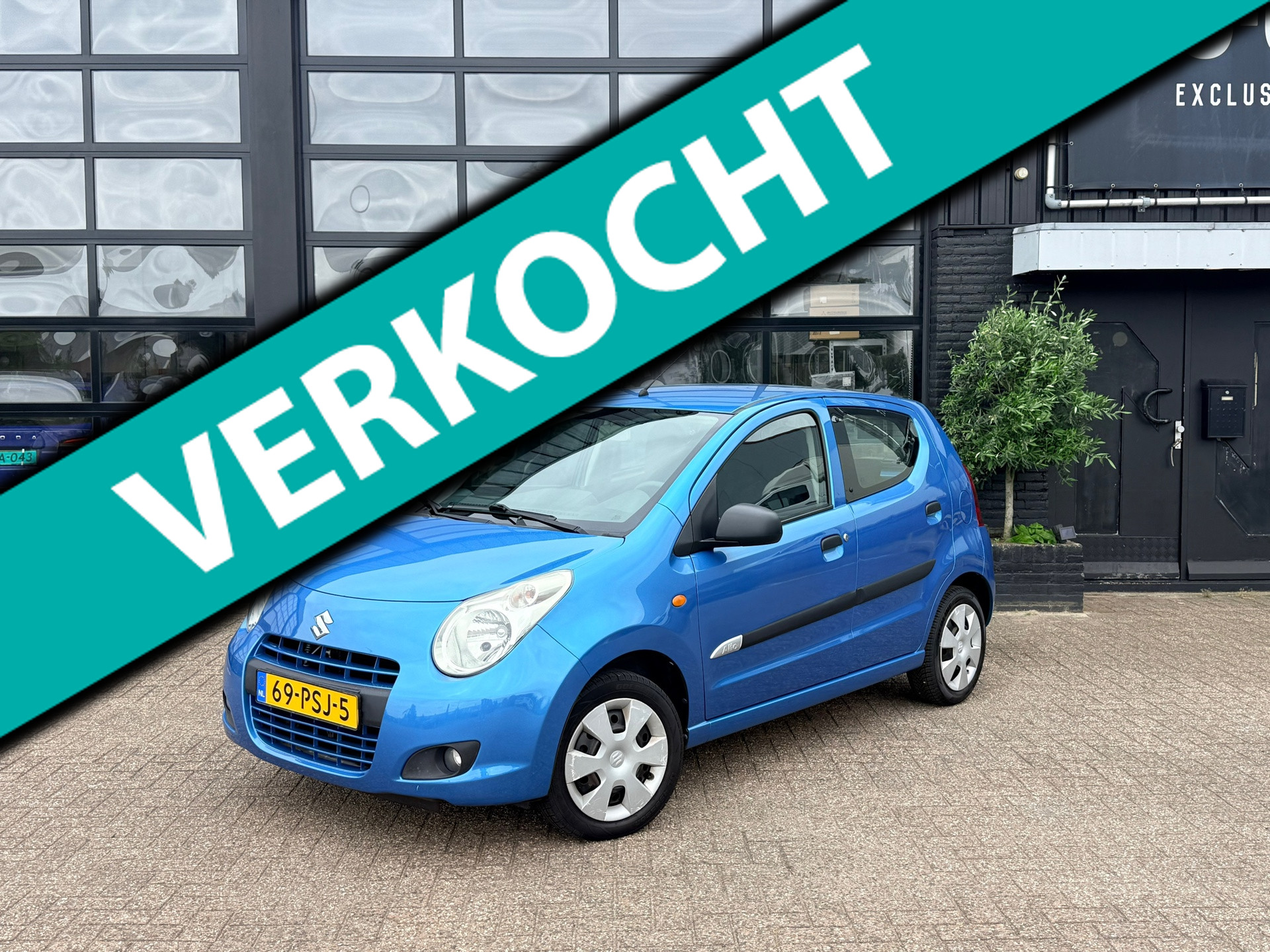 Suzuki Alto 1.0 Comfort Plus 2011 - voorkant