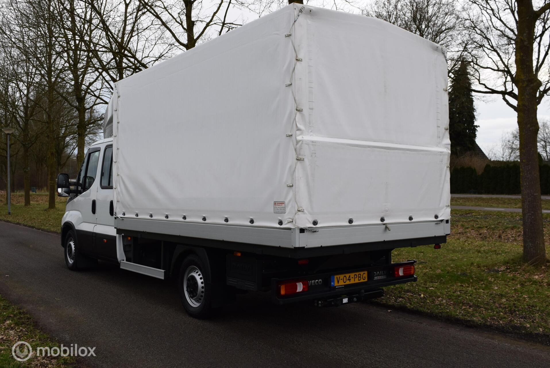 Foto van Iveco 35s18