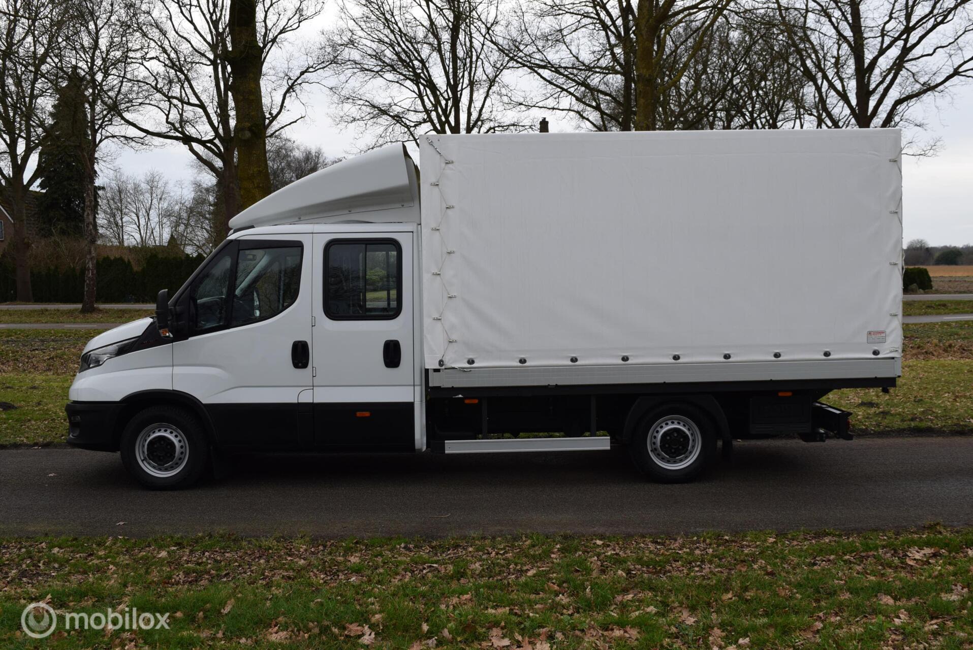 Foto van Iveco 35s18