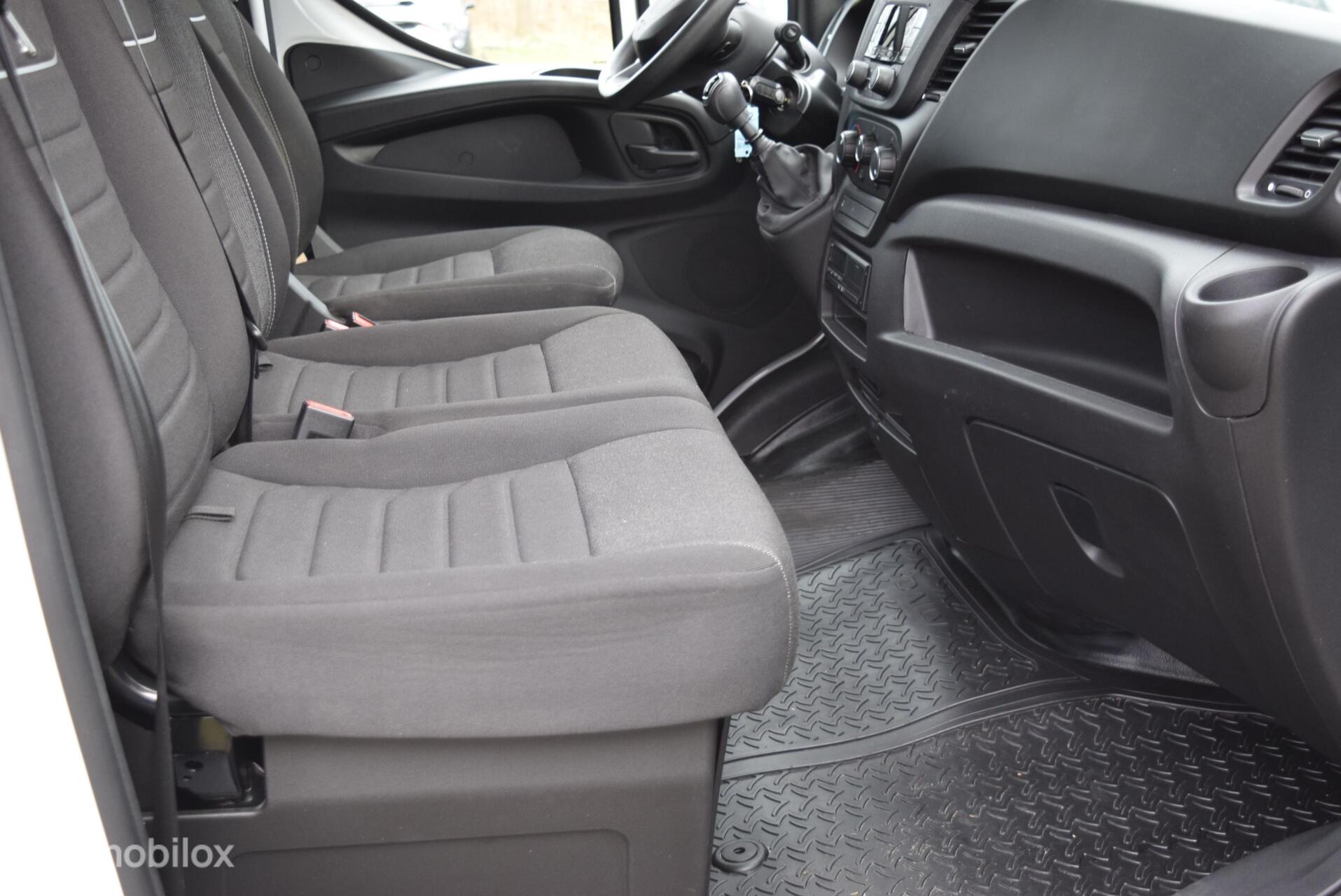 Foto van Iveco 35s18