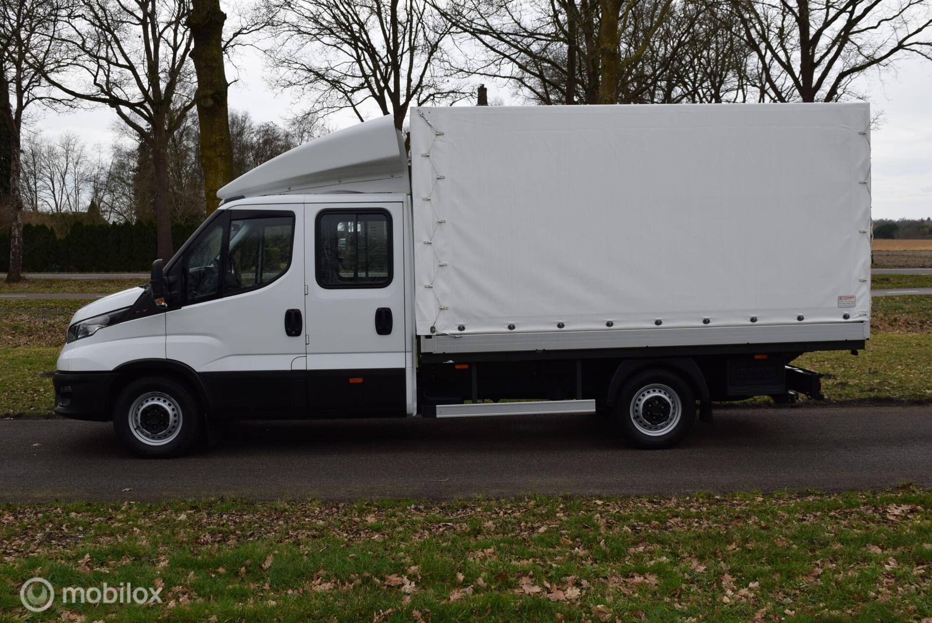 Foto van Iveco 35s18
