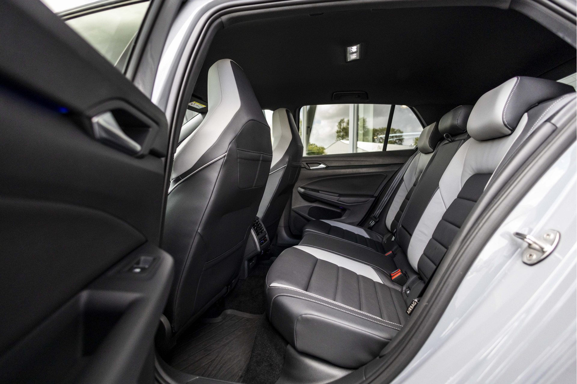 Foto van Volkswagen Golf GTE