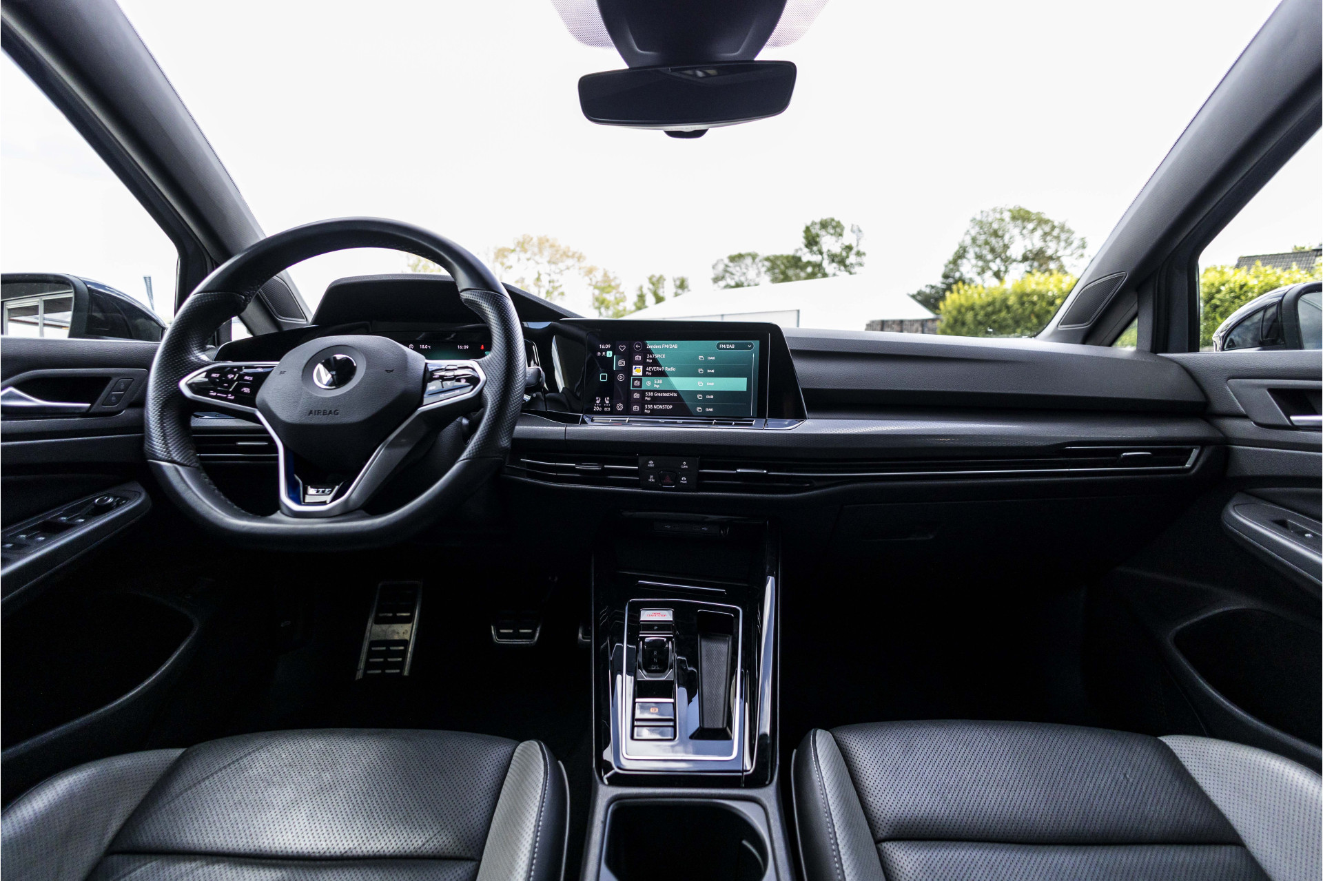 Foto van Volkswagen Golf GTE